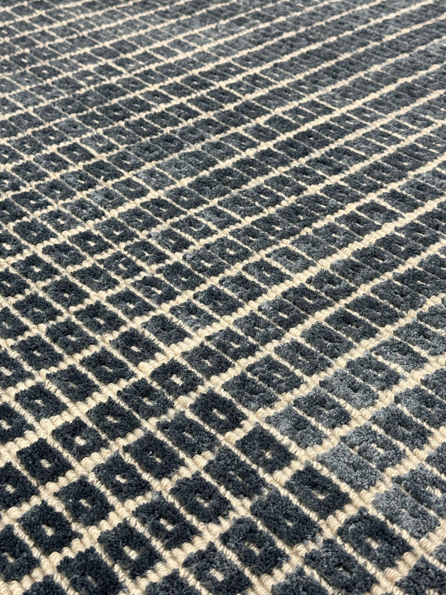 Antrano - Archibald Blue