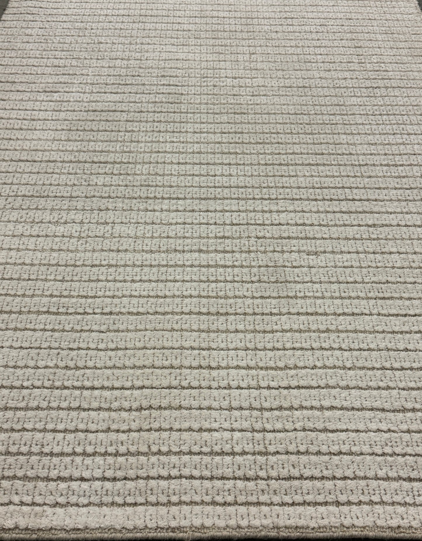 Archive Sale Antrano in Pearl & Stone - 4'x7'
