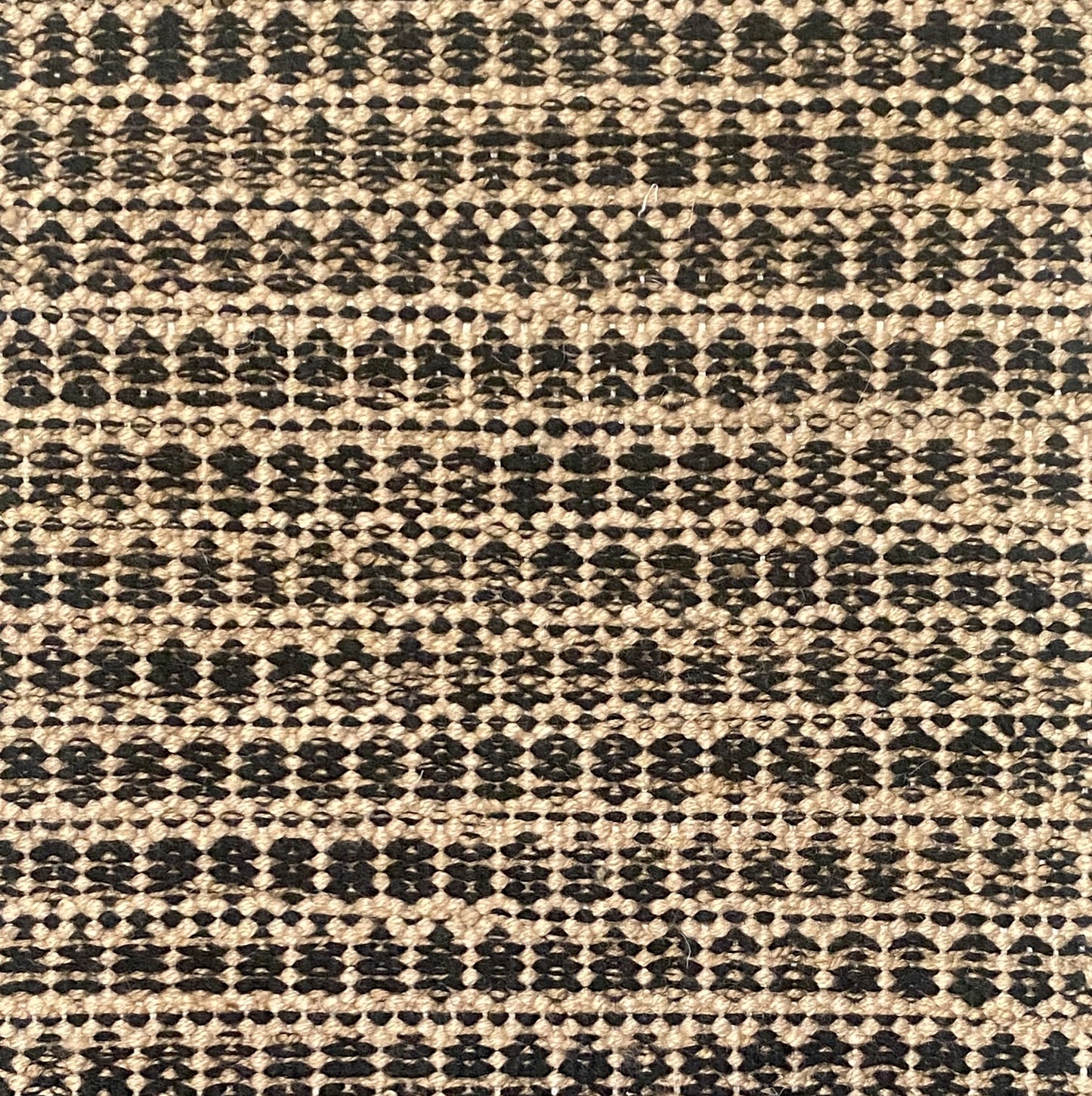 Archive Sale Outdoor Arthouse - Gold 3ft 6in x 4ft 10in