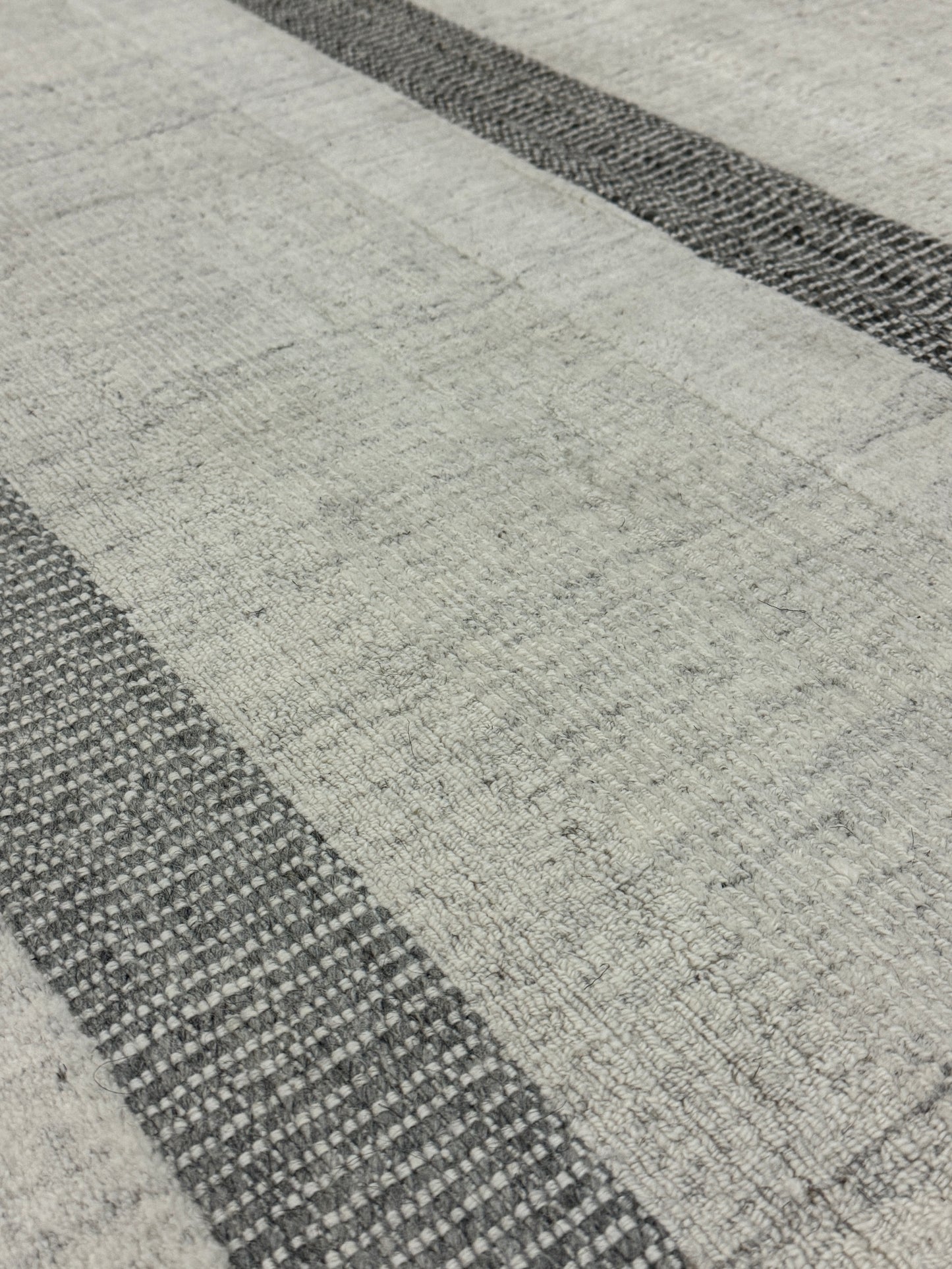 Archive Sale Ashiya Stripe - Ivory Grey 5ft x 8ft