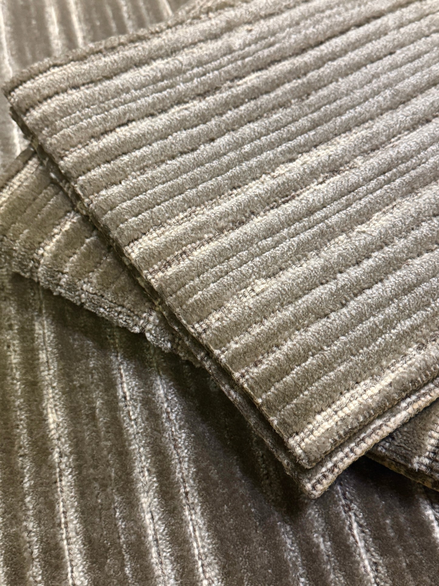 Archive Sale Jonac Stripe - Ecru & Ivory 14'10" x 3'