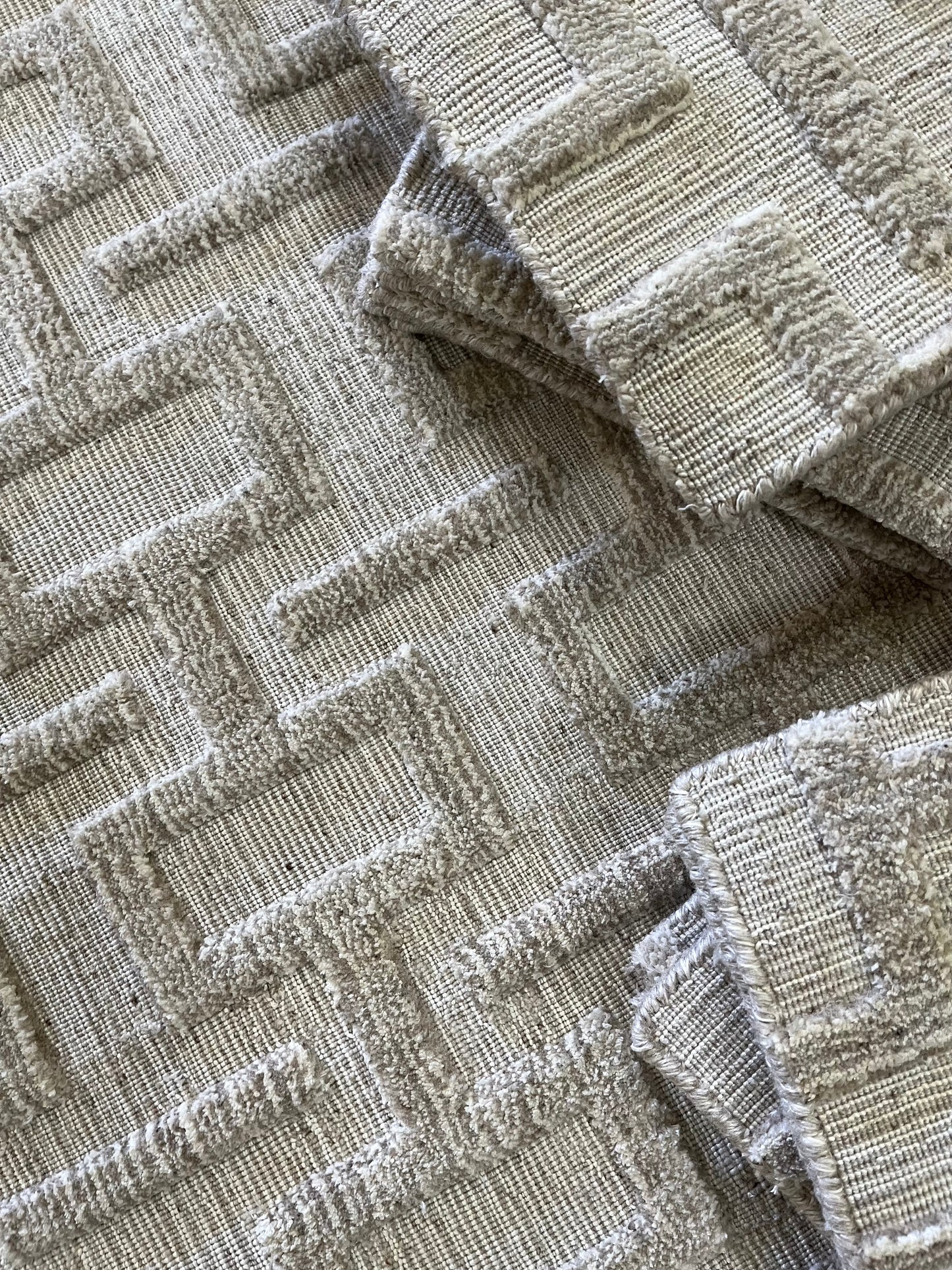 Jix Totem - Outdoor Wish Bone