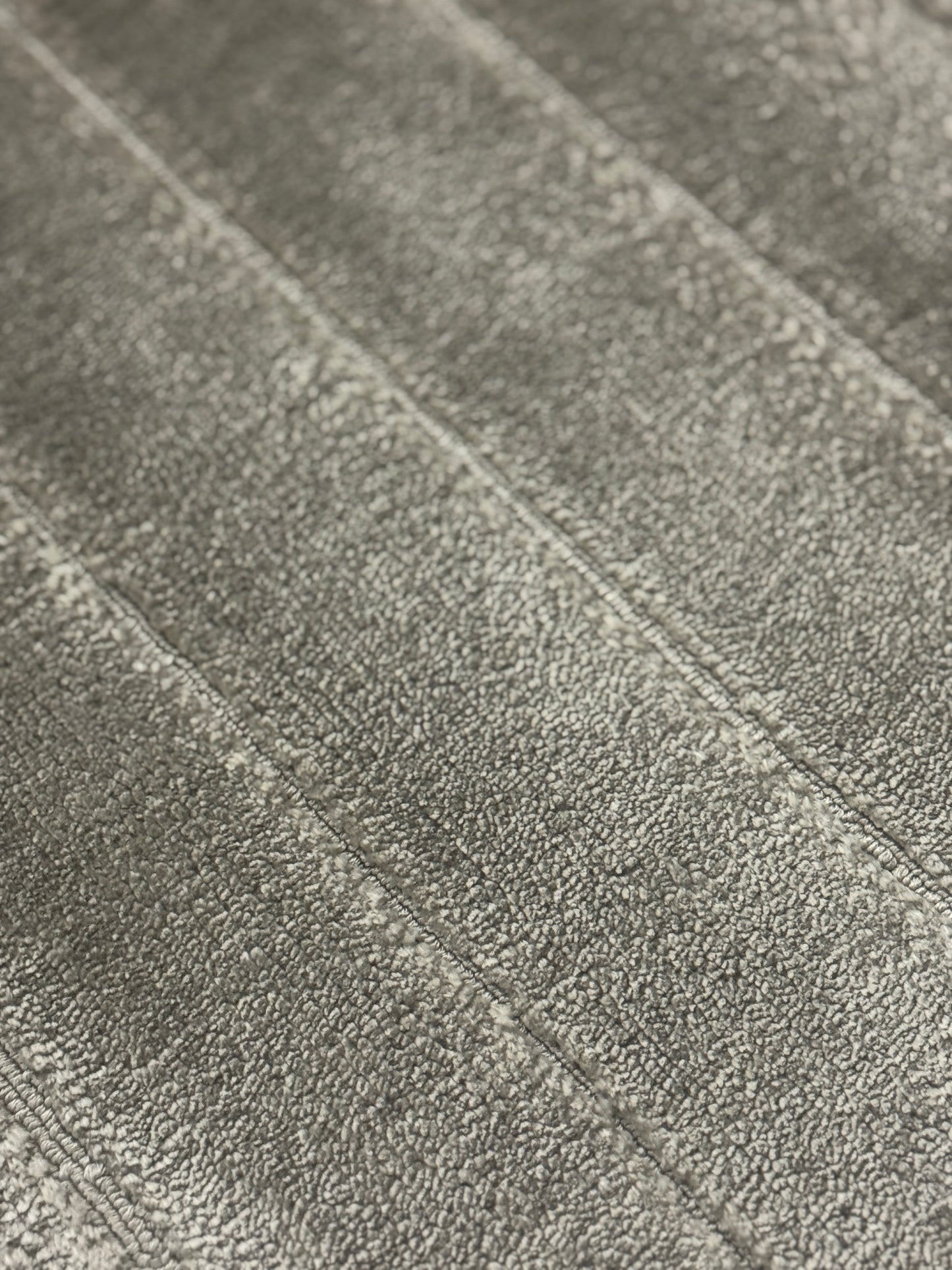 Archive Sale Jewel Splendid Stripe - Luster Linen 4'7" x 6'