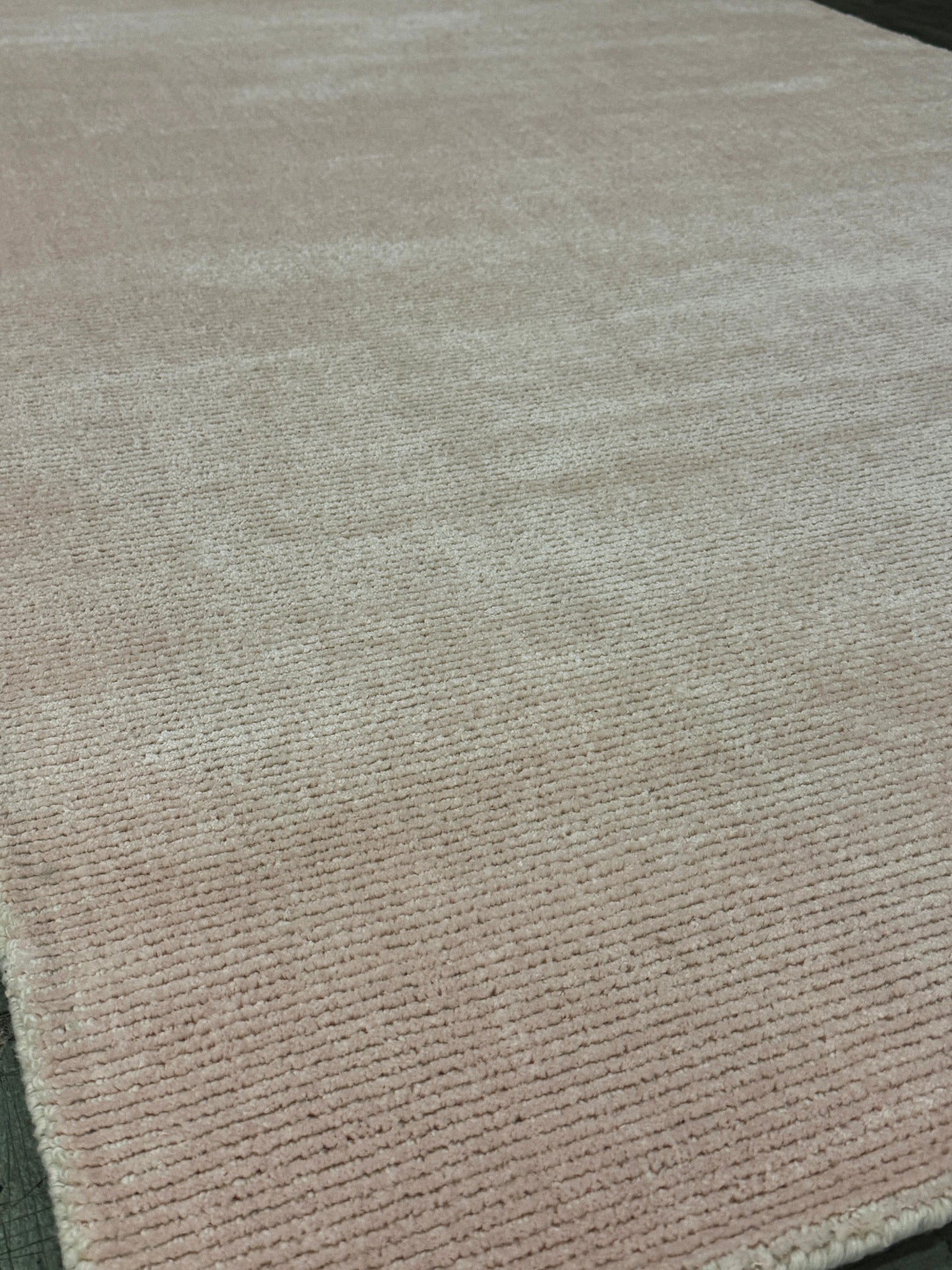 Archive Sale Jixxie Loom - Pretty Pink 4' x 7'