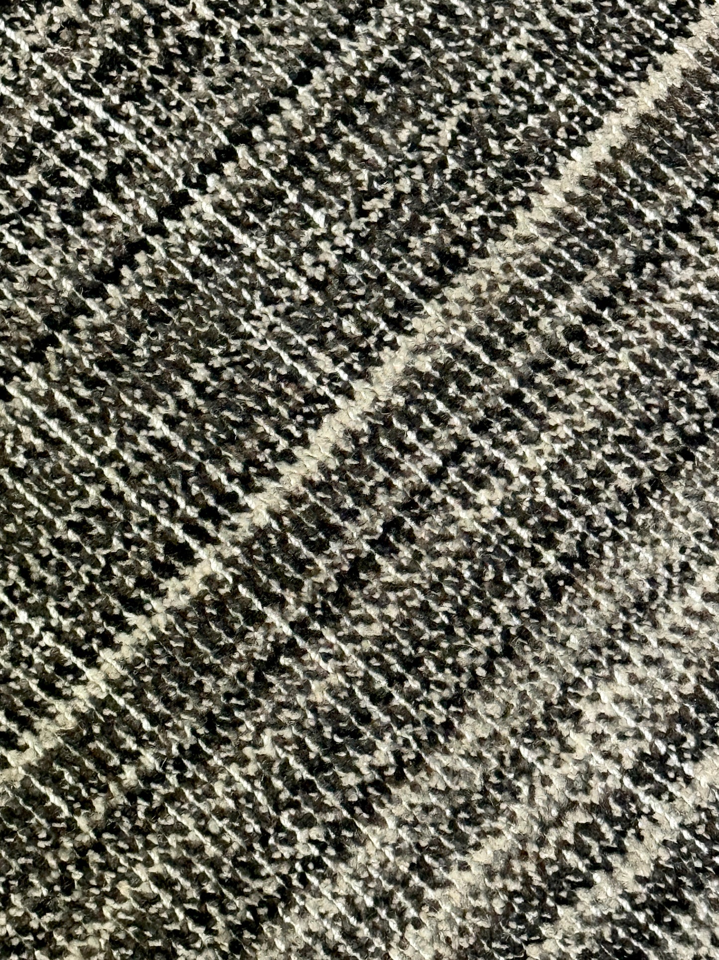 Archive Sale Jixxie Loom - Smitten Coal 2'7" x 10'1"