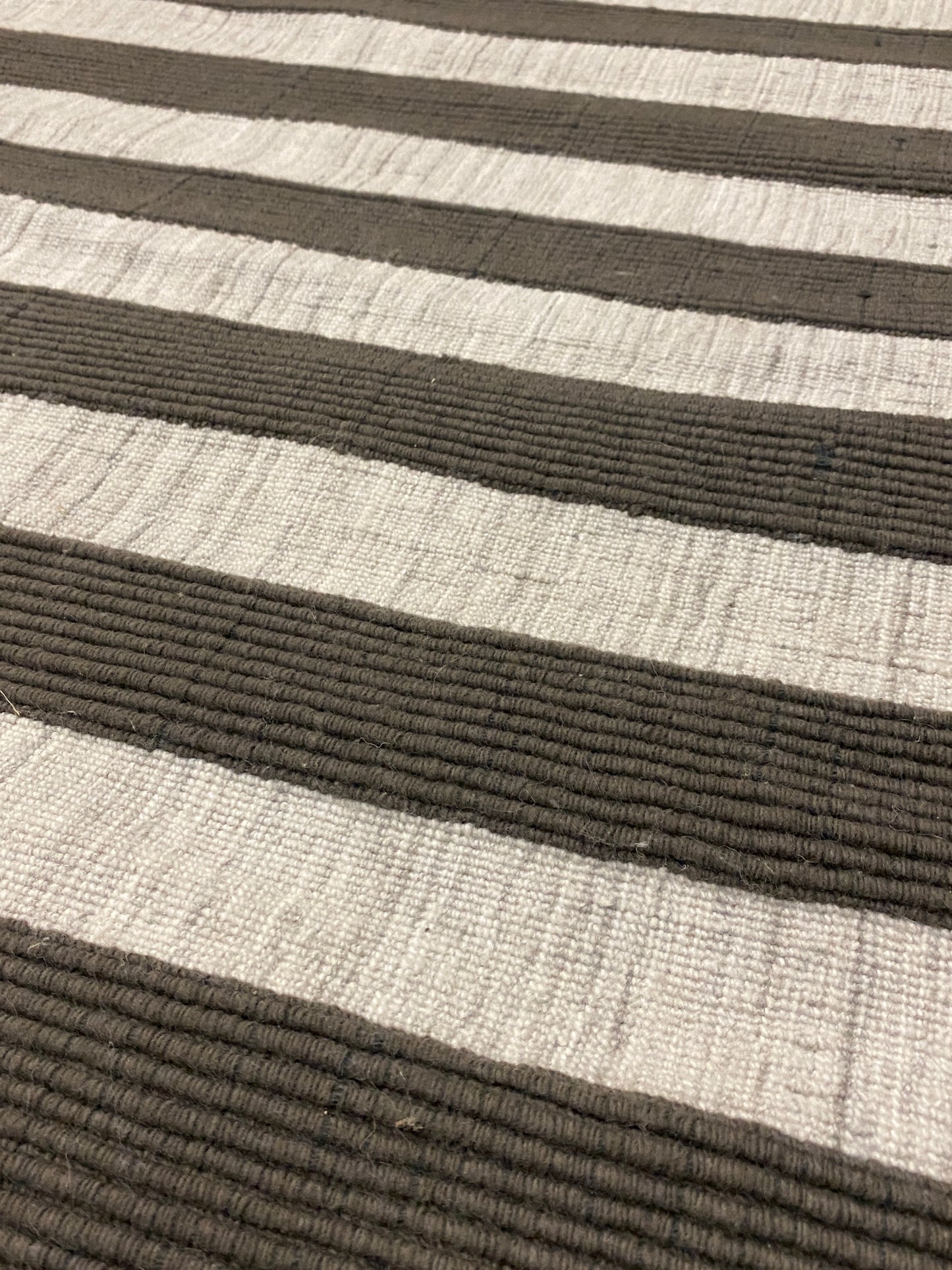 Archive Sale Outdoor Kamden Stripe - Silver Awning 4ft x 5ft