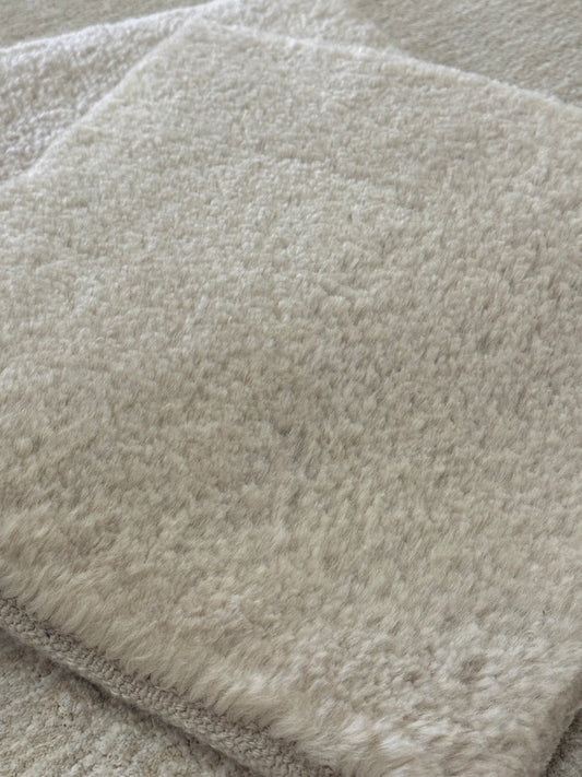 Lopo Lincoln - Linen Velvet