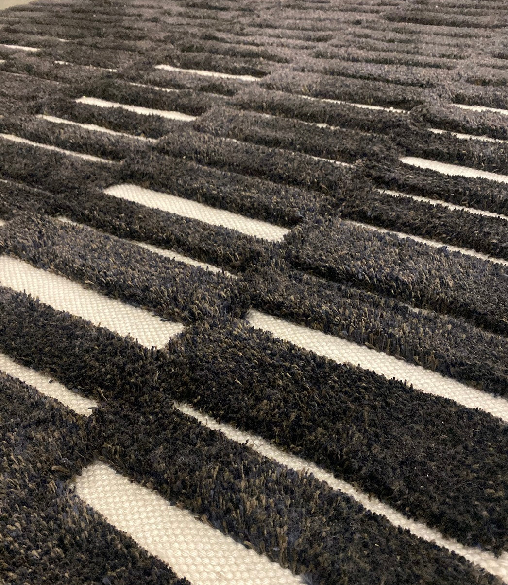 Outdoor Jutter Shag - Midnight Stone