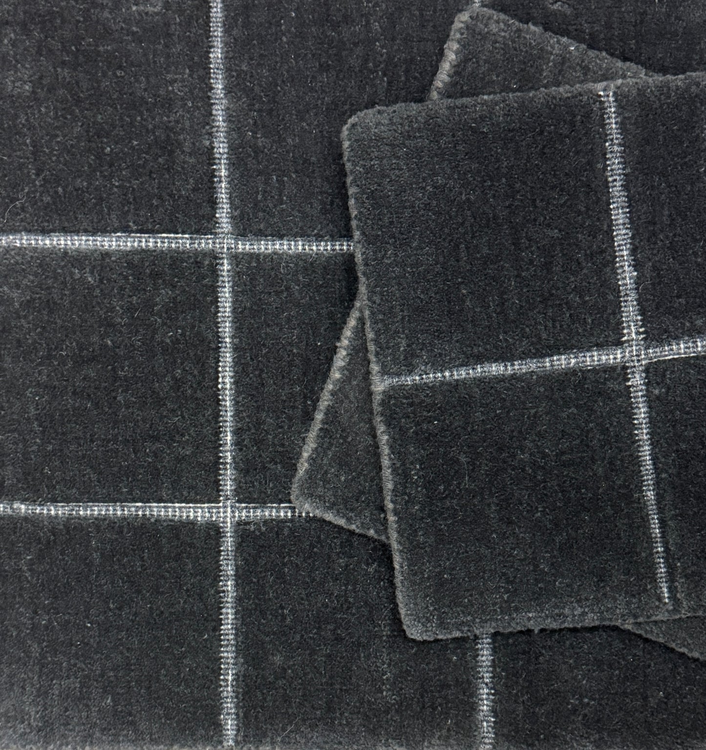 Jix Grid - Outdoor Silver Storm