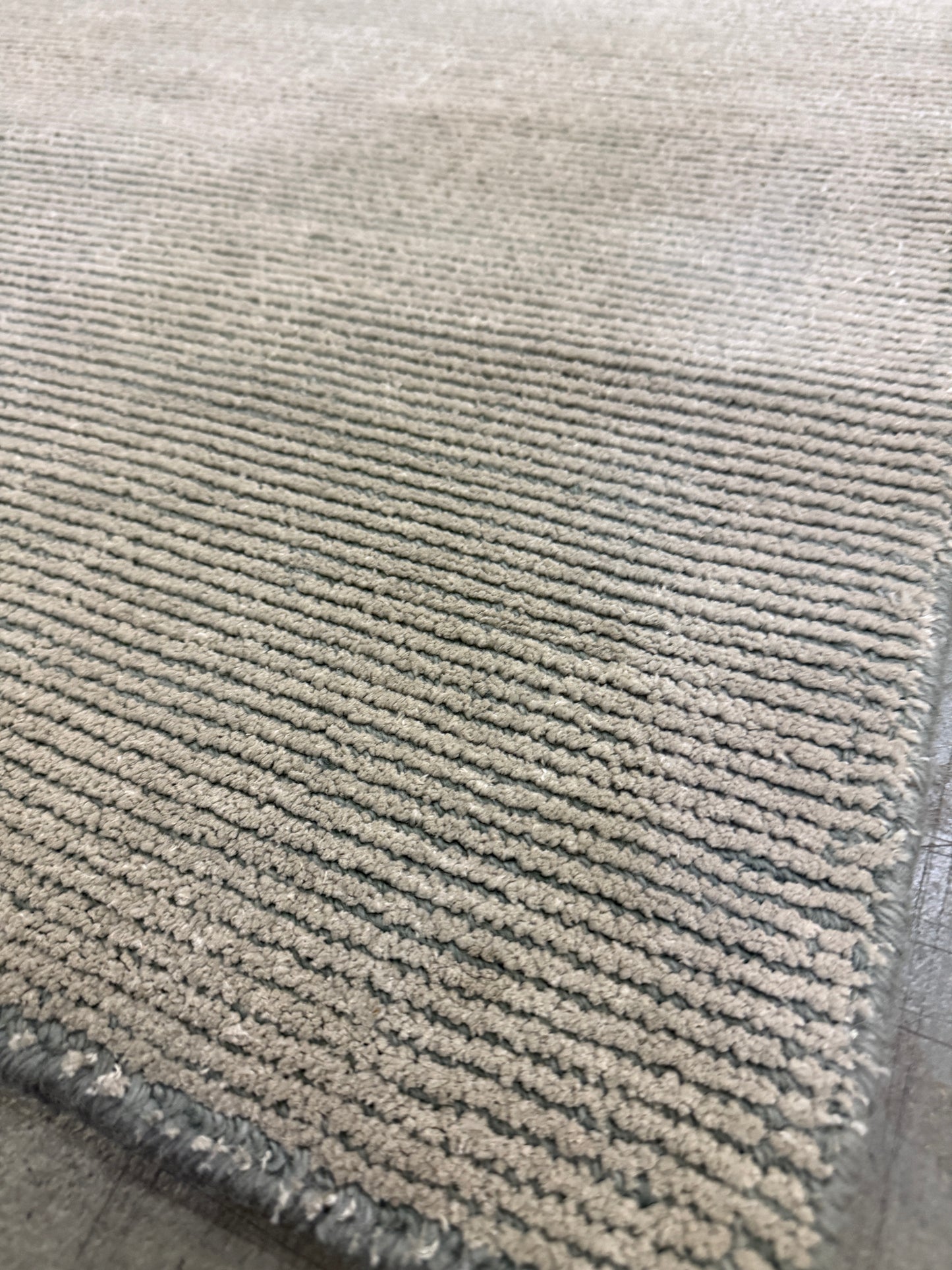 Archive Sale Jixxie Loom - Chrome 4' x 6'