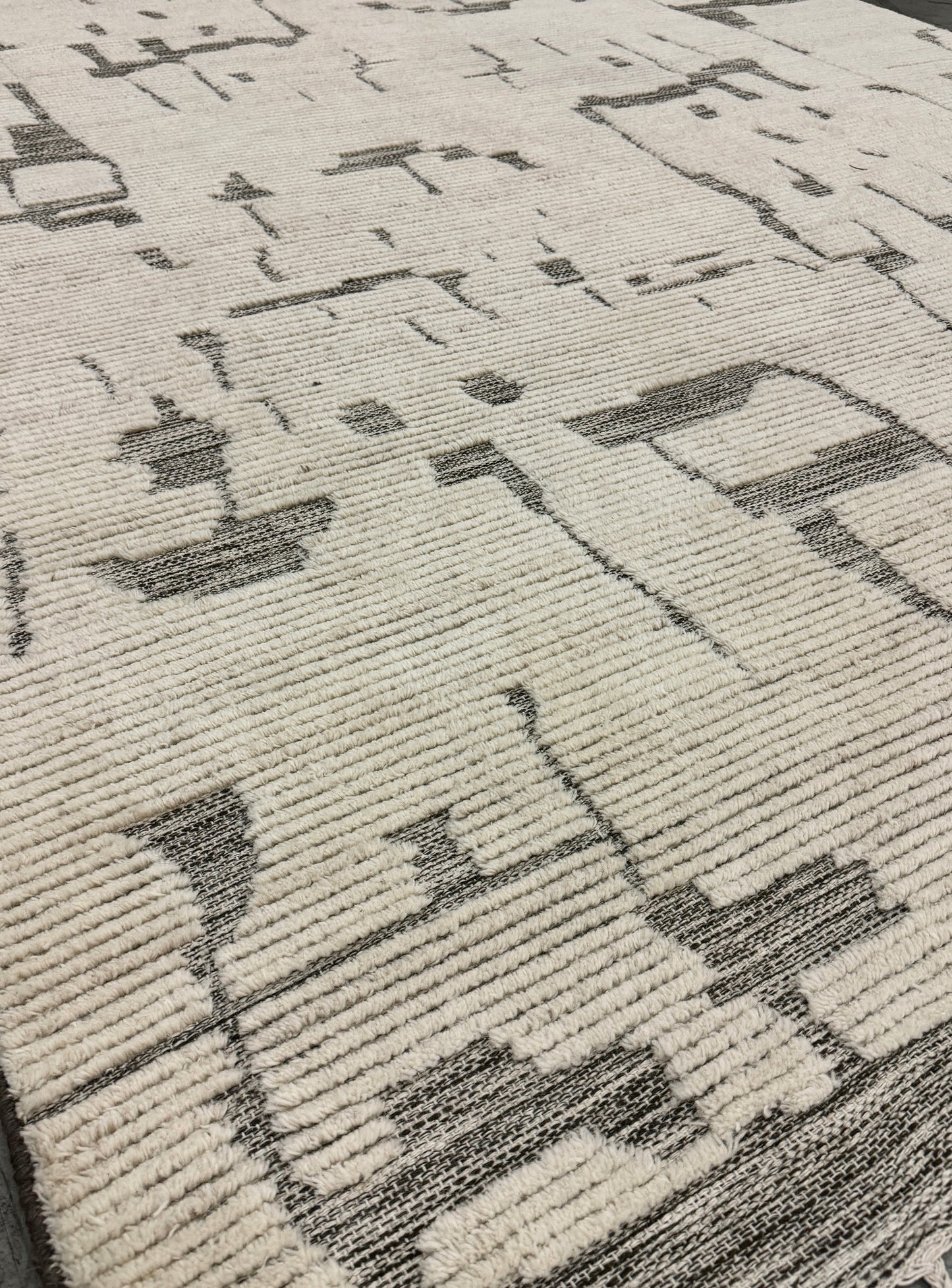 Archive Sale Jokati Pindirow - Ivory Brown 6ft 10in x 11ft 8in