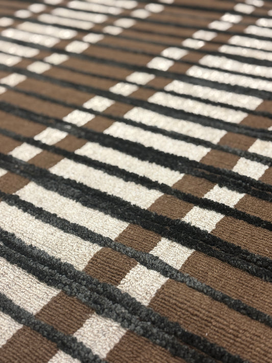 Pirnella - Basalt Silk