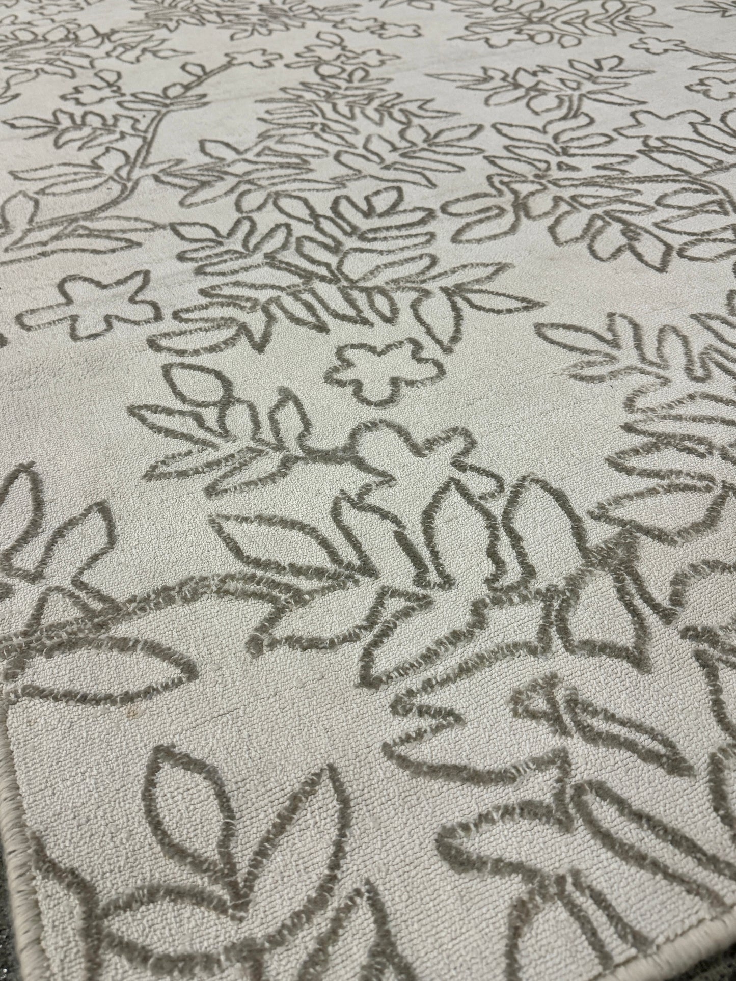 QuickShip Jantique Bloom - Silky Silver