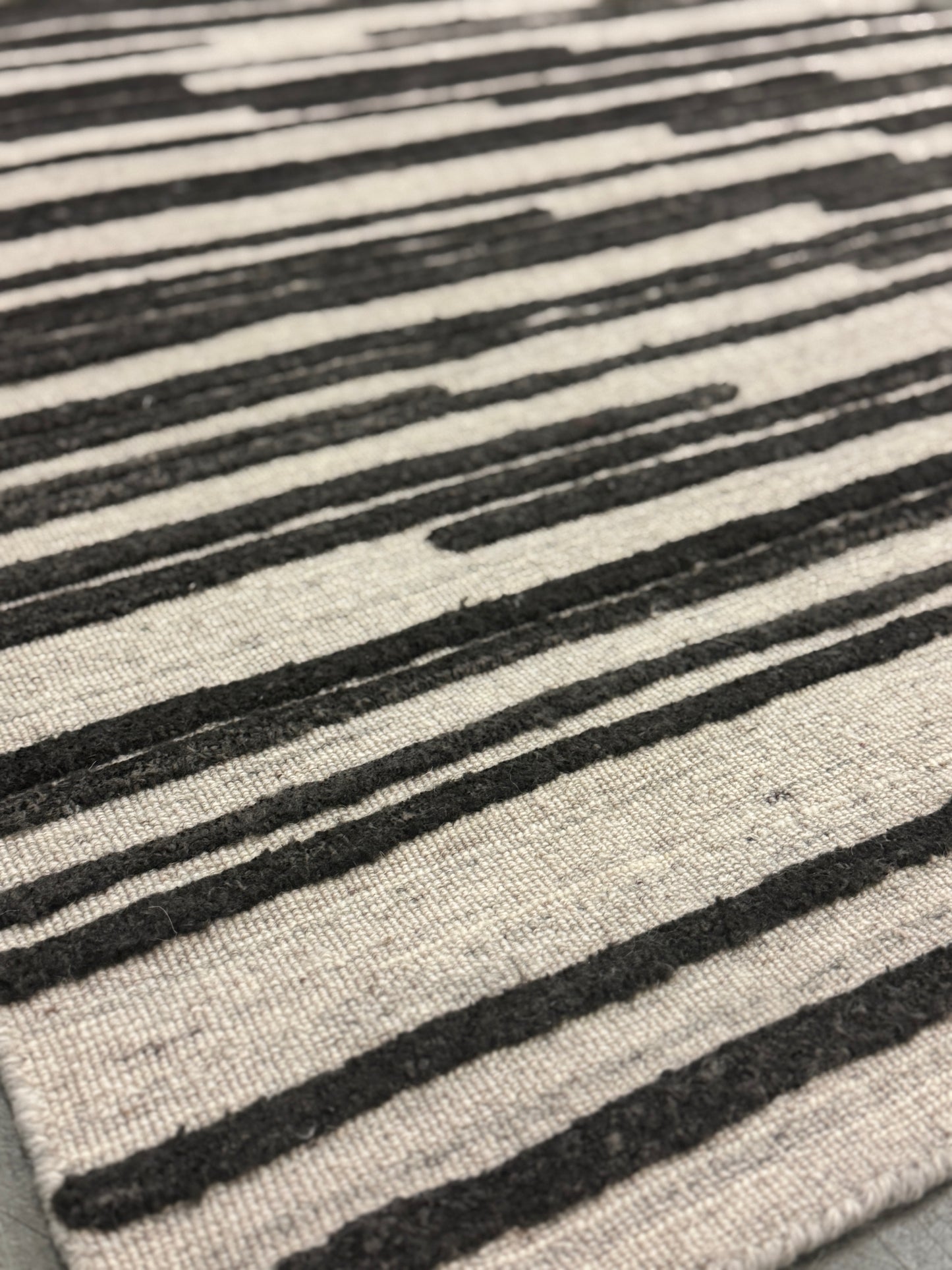 Archive Sale Tolt Stripe - Dark Brown 4 x 6