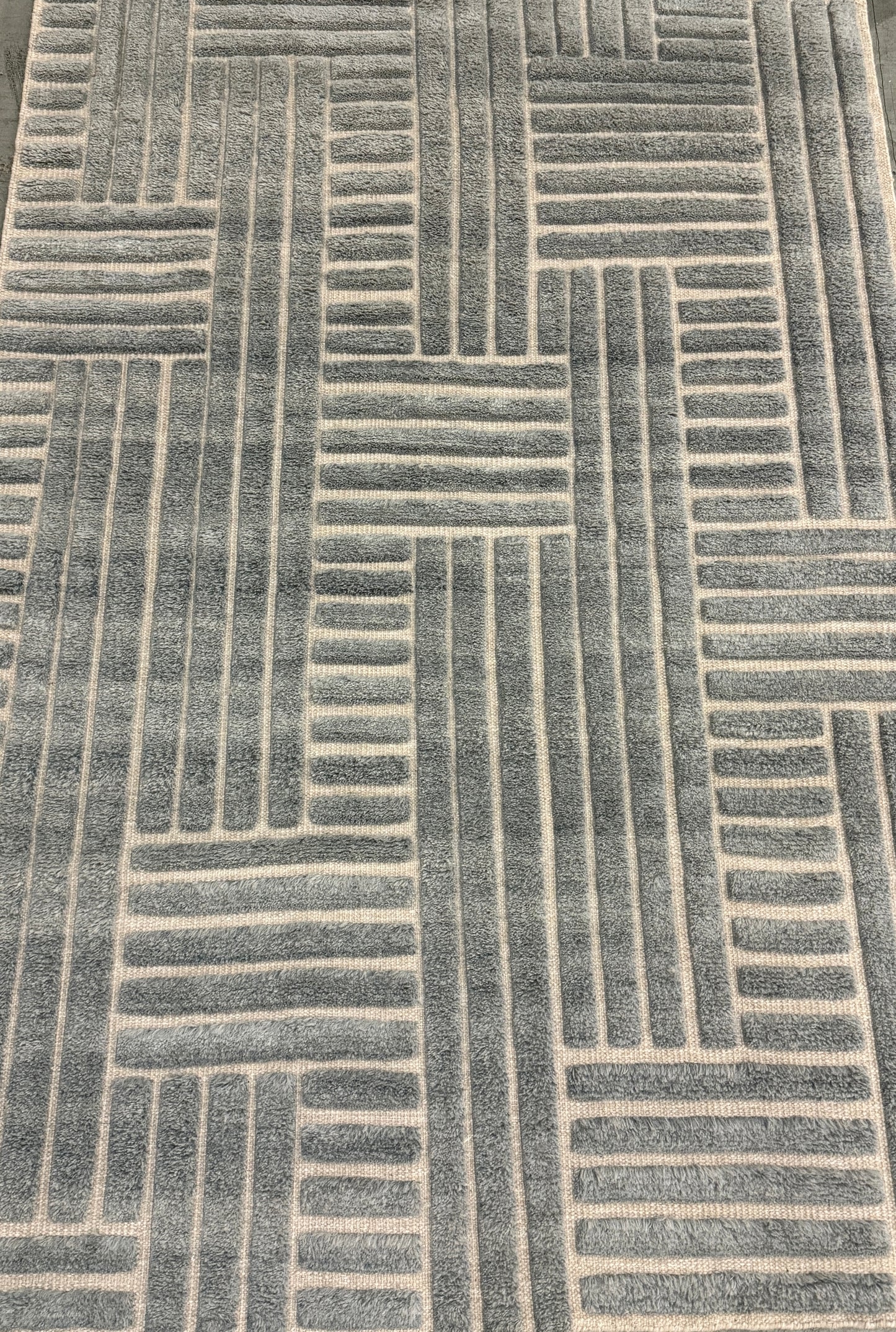 Tusyan Trellis - Slate Chateau