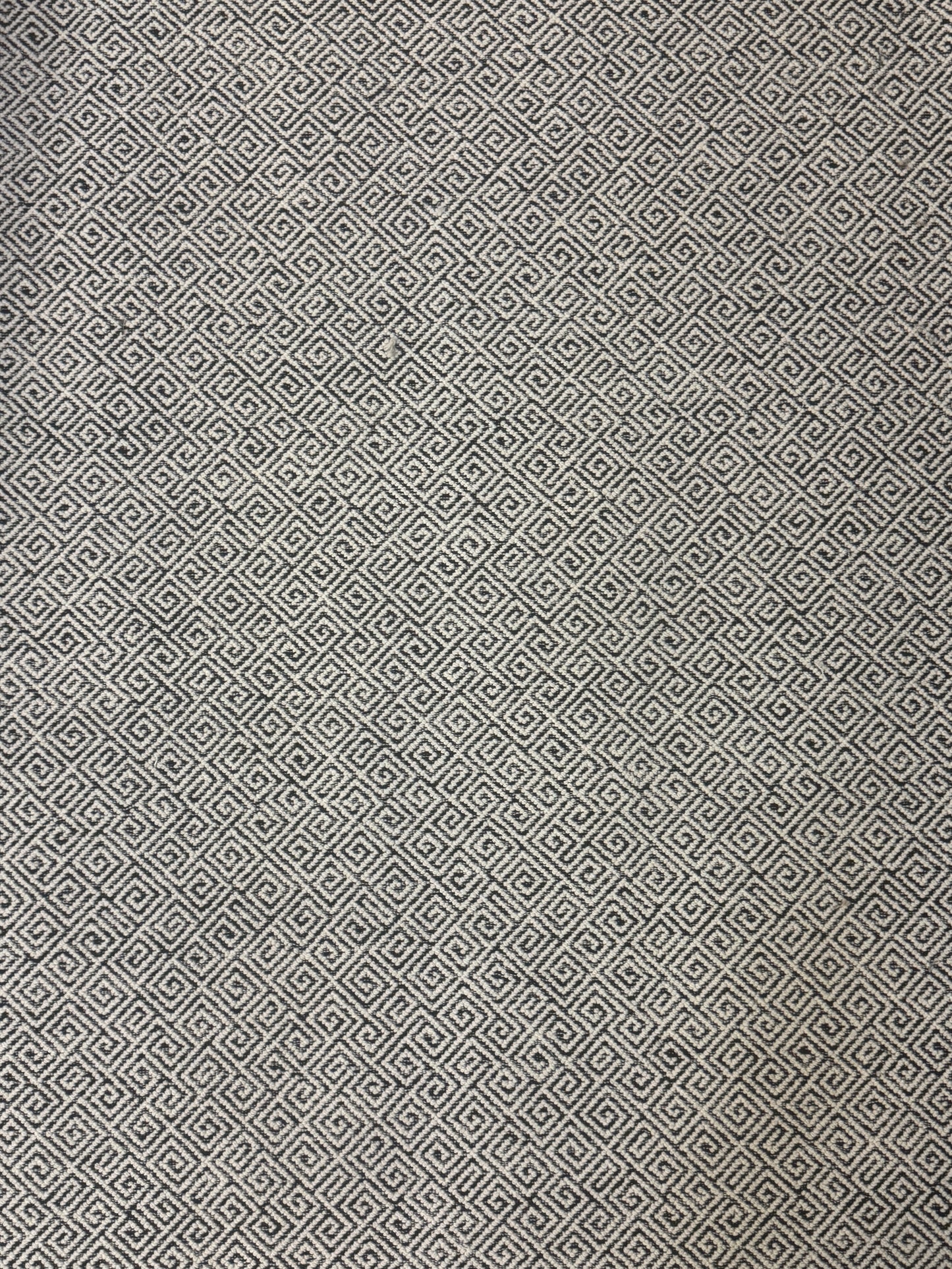 Archive Sale Wilton Greek Key - Black & White 6'x7'
