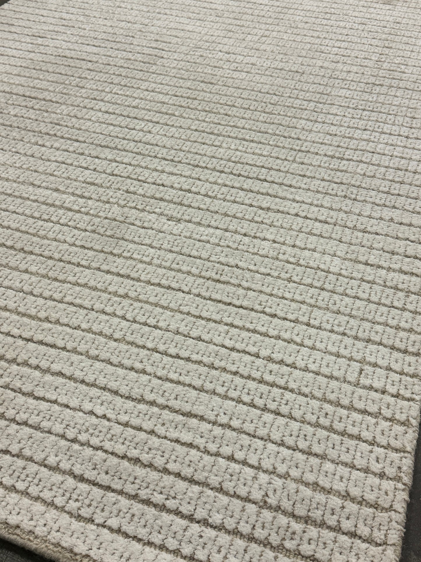 Archive Sale Antrano in Pearl & Stone - 4'x7'