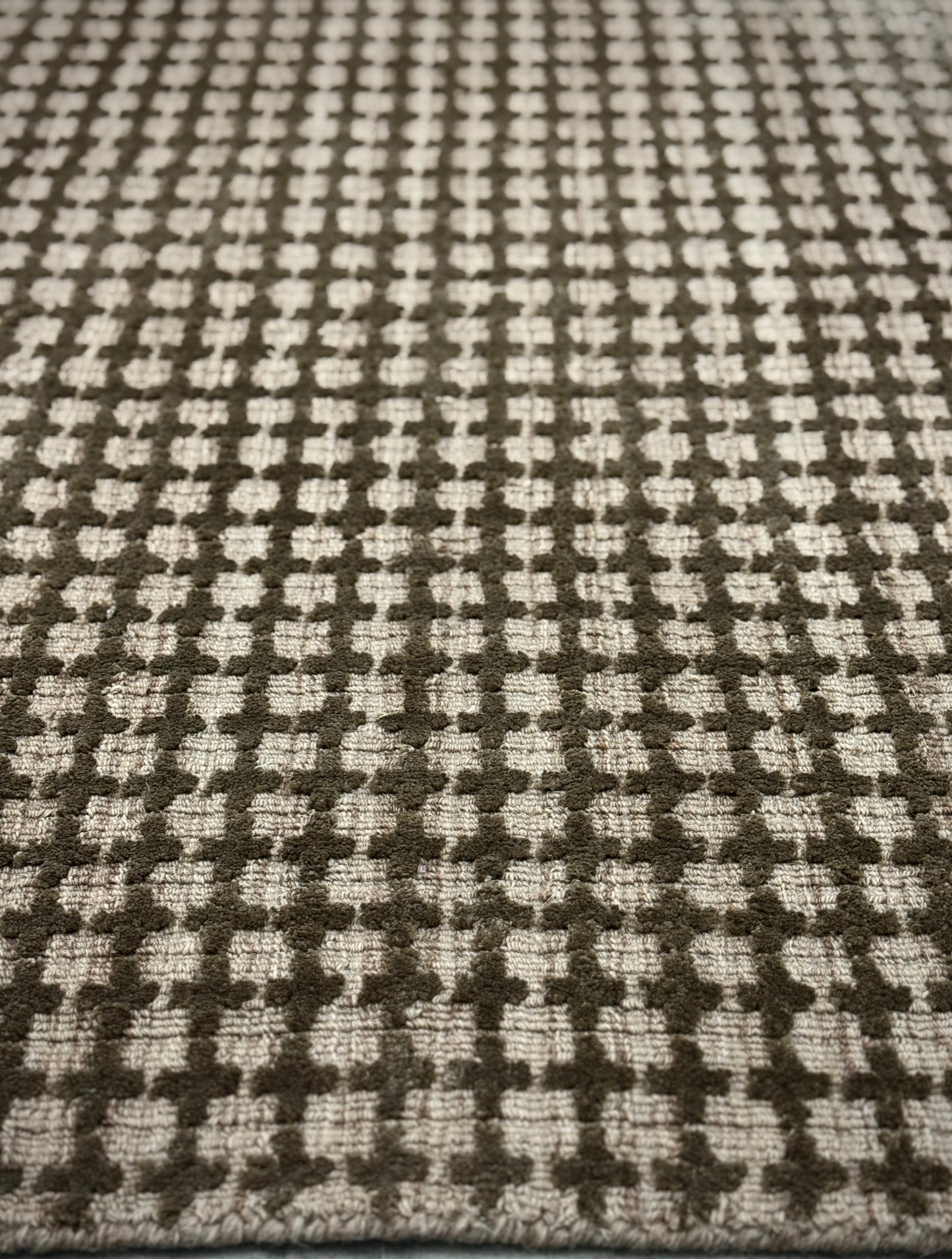 Anvil - Sterling Umber