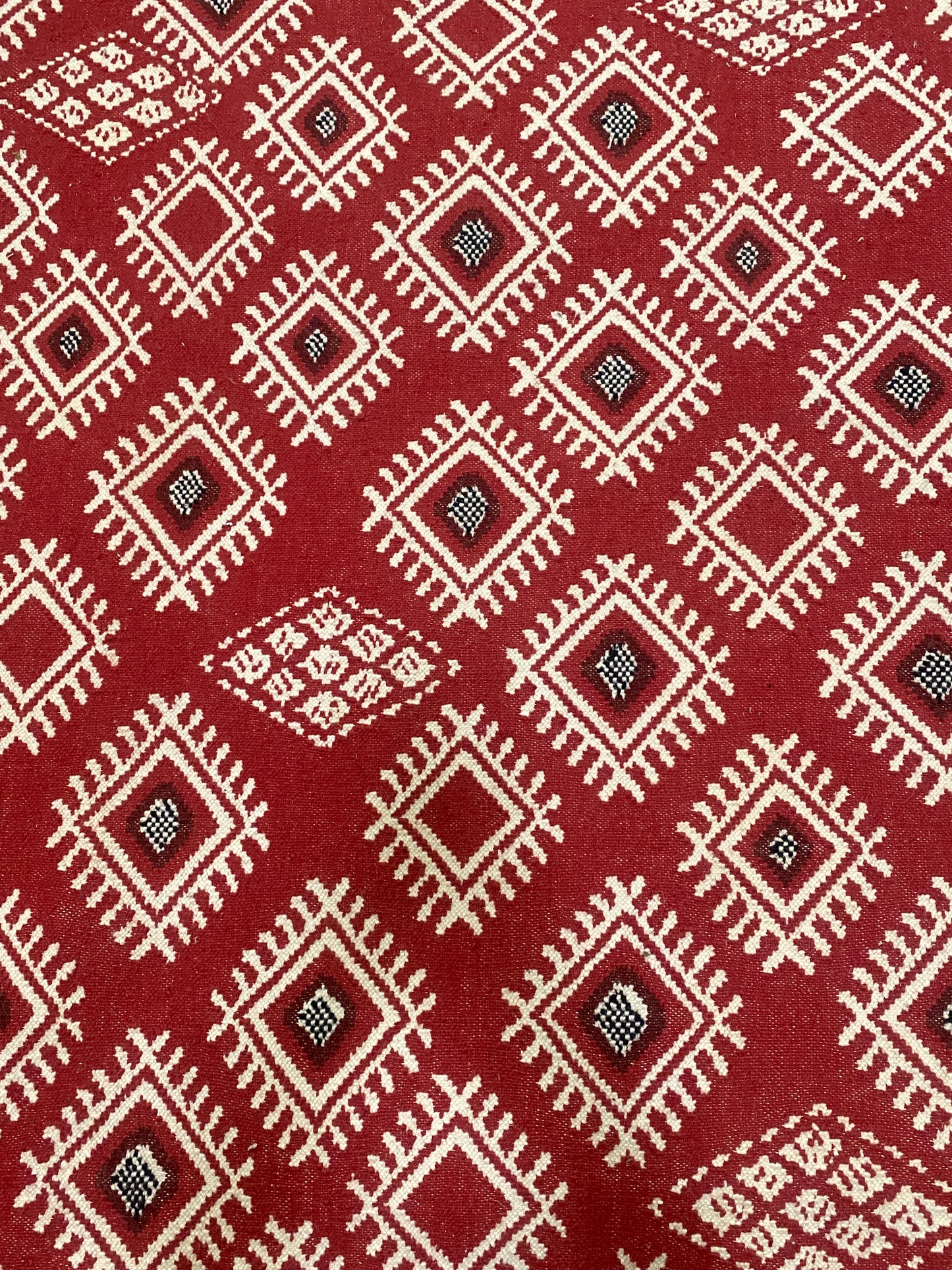 Archive Sale Arya Flatweave - Red 6ft 7in x 12ft