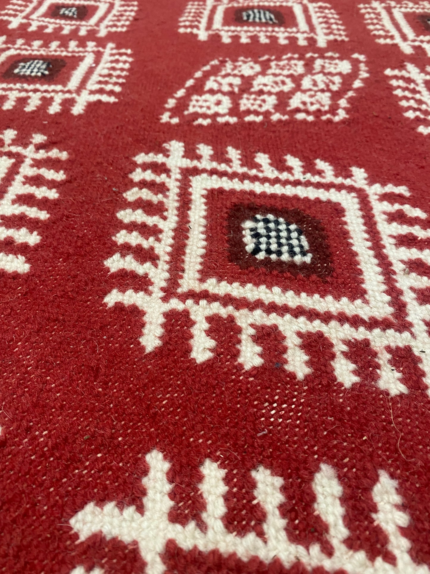 Archive Sale Arya Flatweave - Red 6ft 7in x 12ft