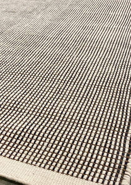 Outdoor Tiper - Basalt
