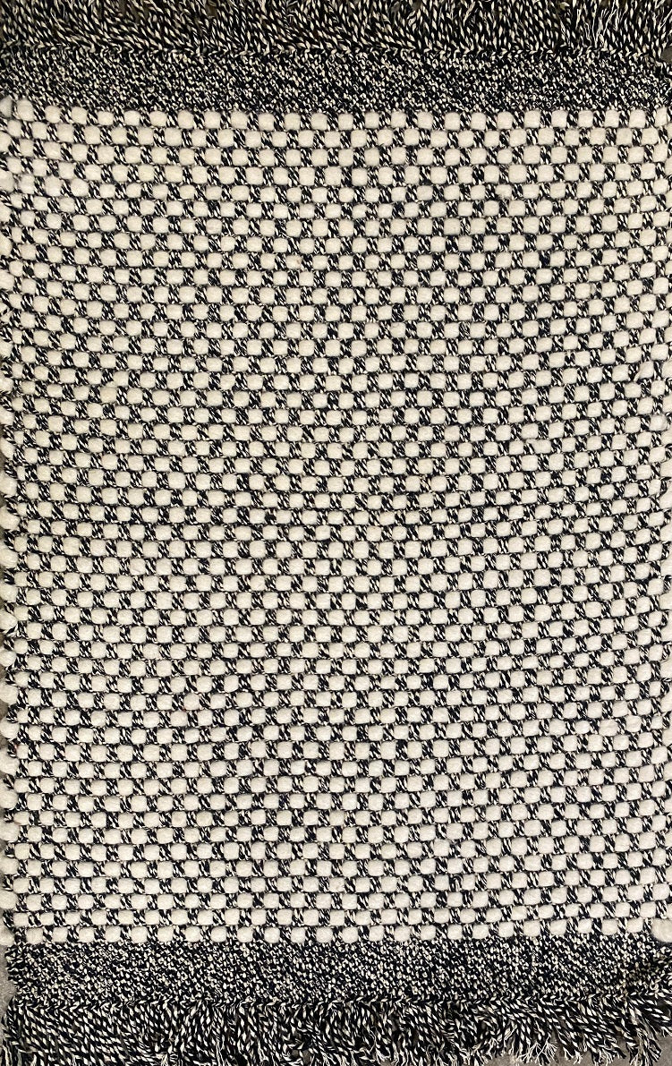 Outdoor Bazia - Black & White