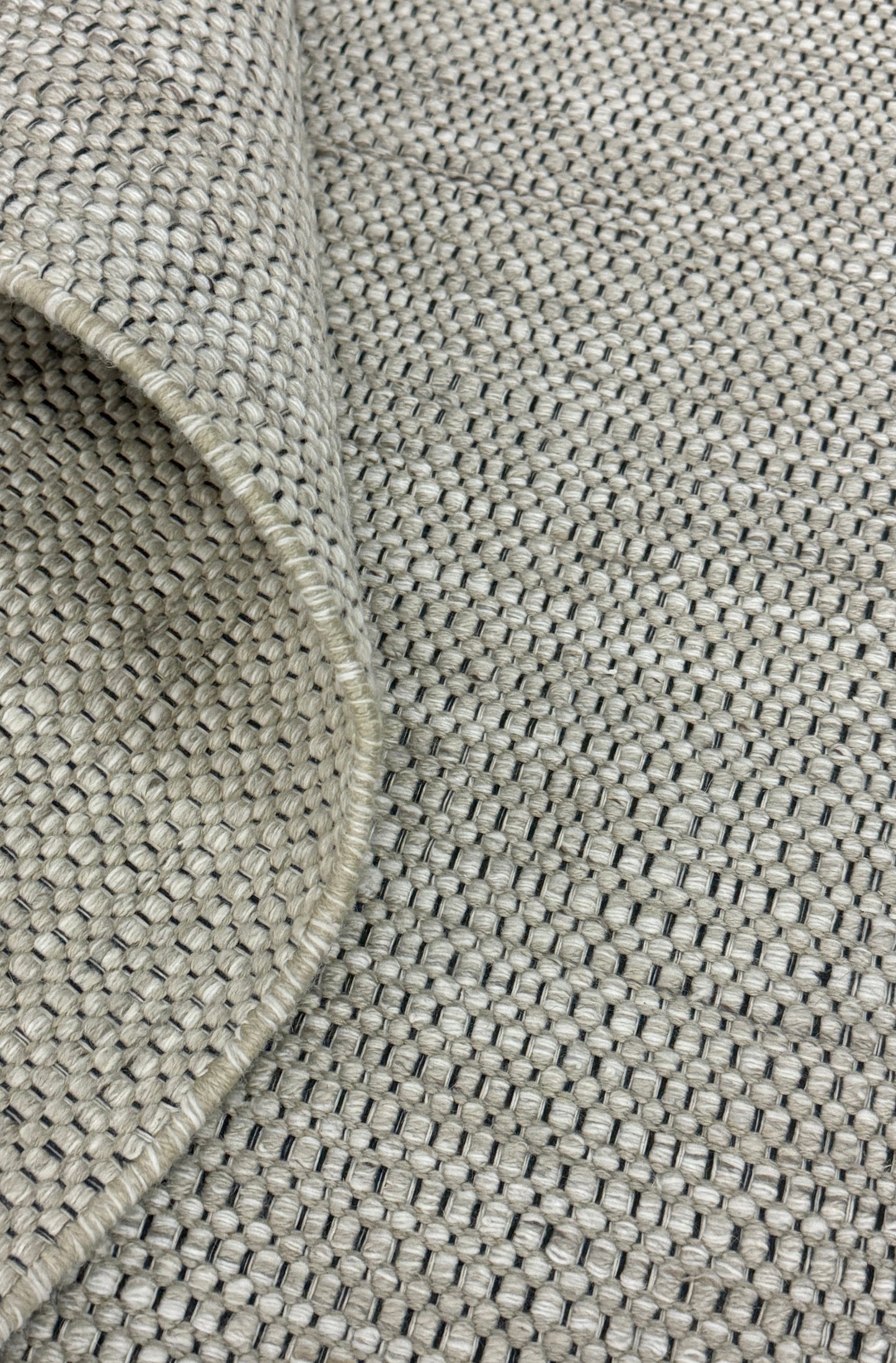 Outdoor Modern Stria - Bone on Tone