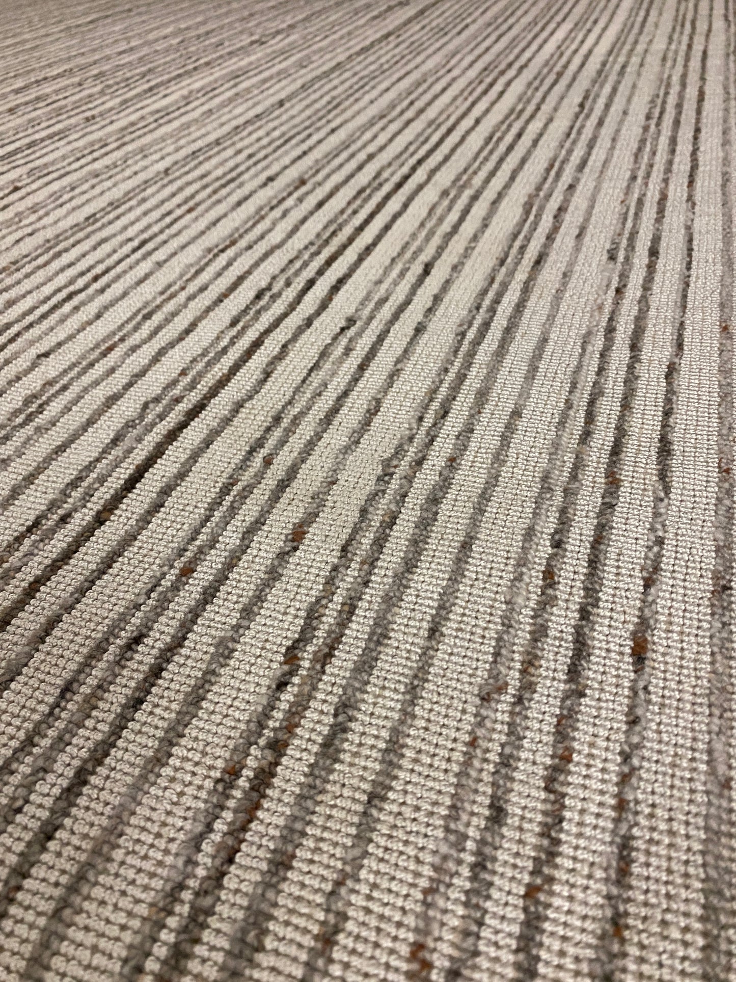 Pebbi - Brown Quartz