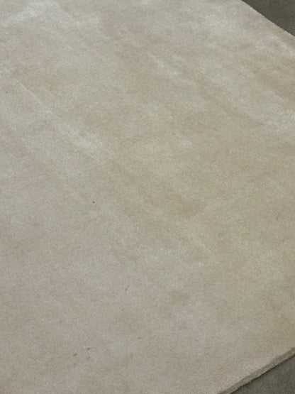 Archive Sale Cashmere TIbetan 100 Knot A - Pearl 3ft 7in x 27ft 6in