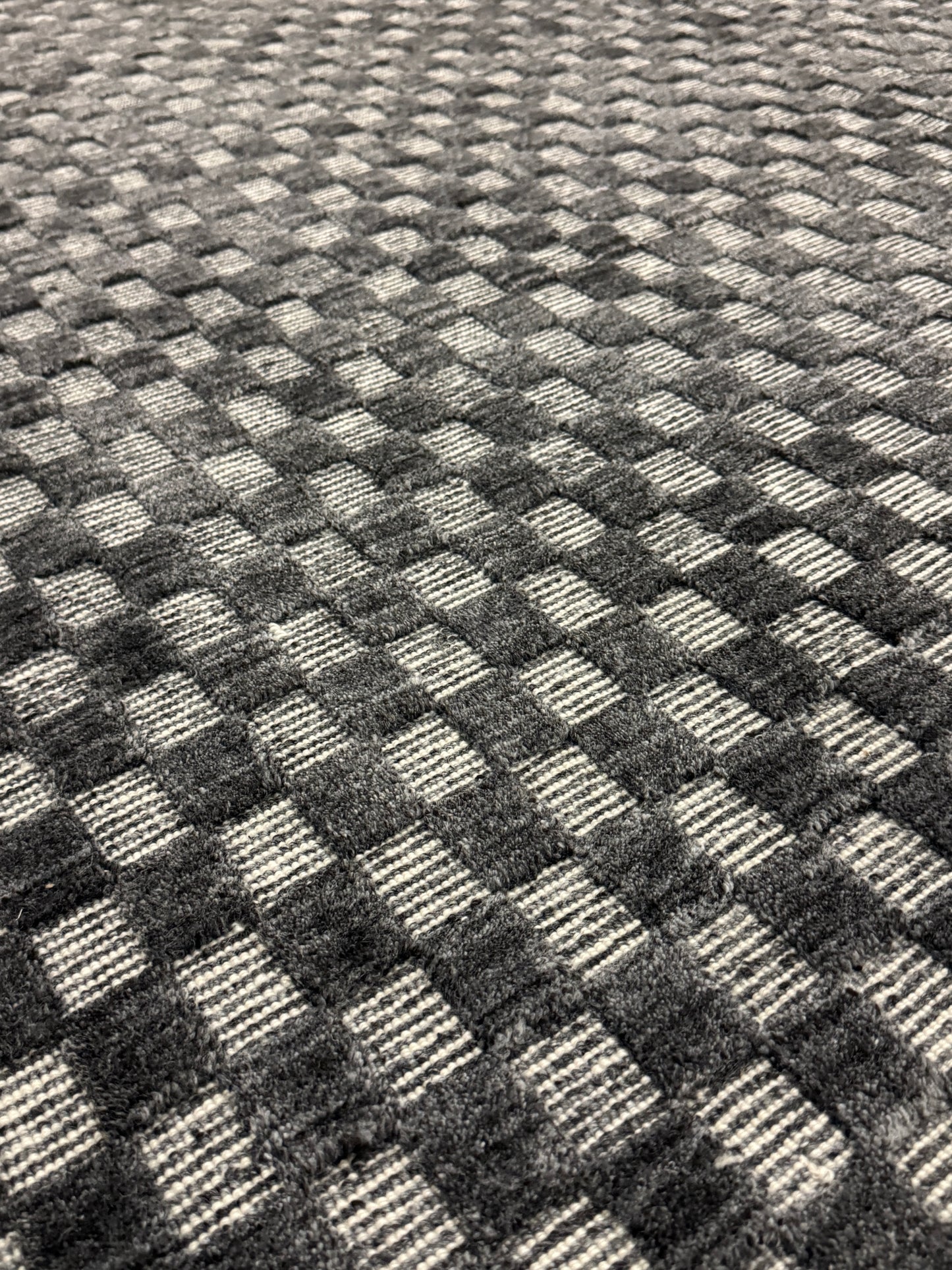 Chex Stria - Charcoal