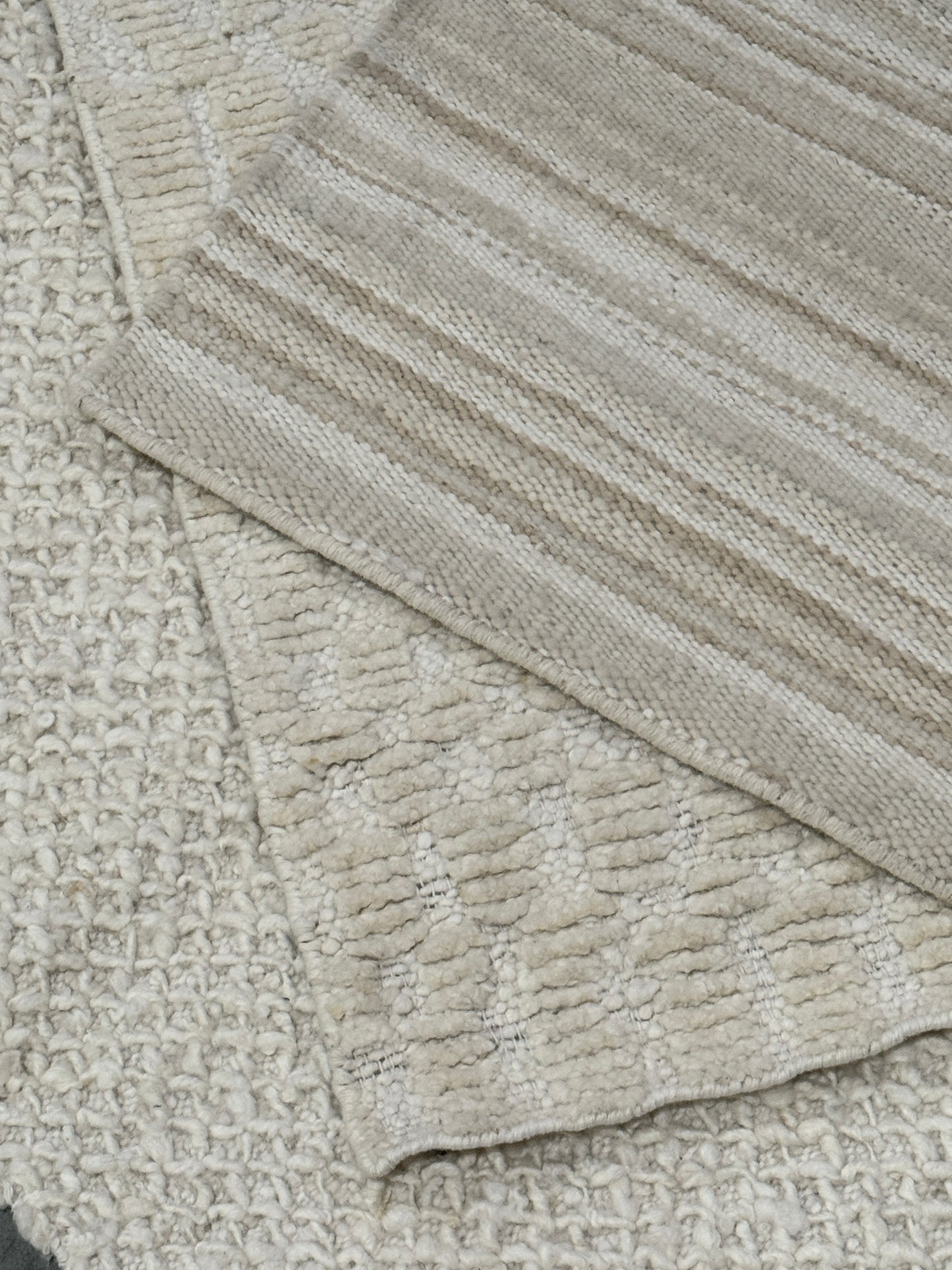 Chinle Stripe - Beige & Cream