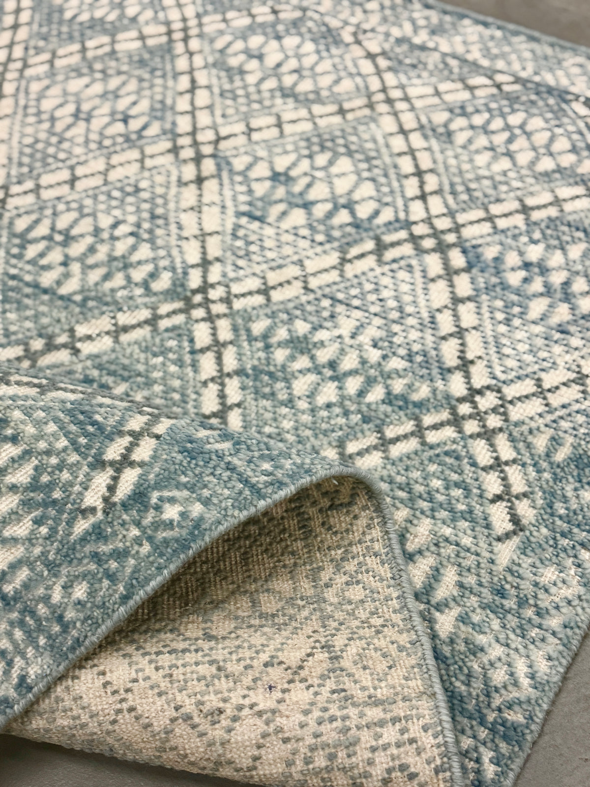 Clifton Trellis - Cobalt