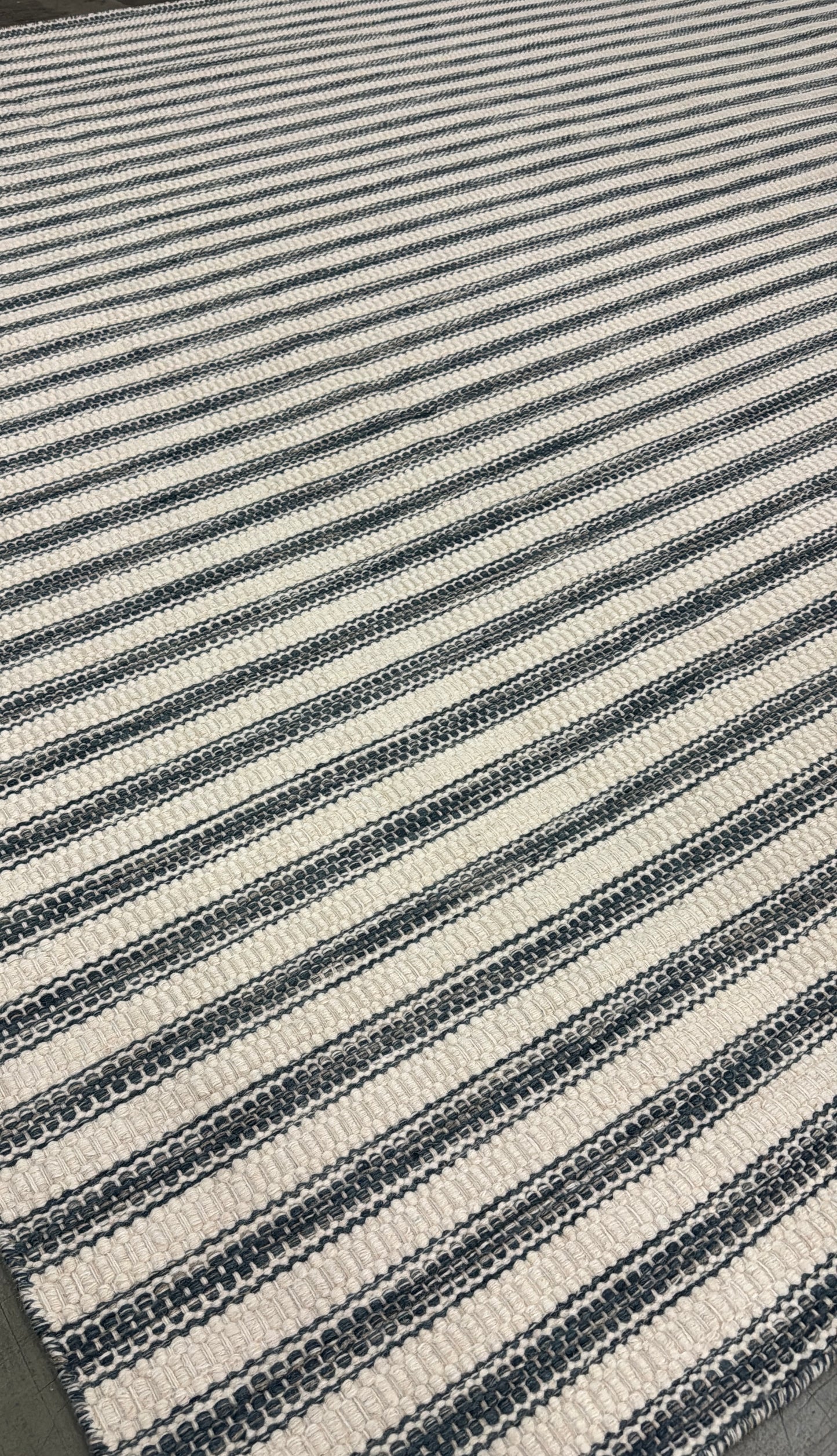 Danus 04 - Slated Blue