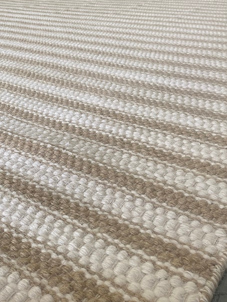 Danus 04 - Sandy Beige & Ivory