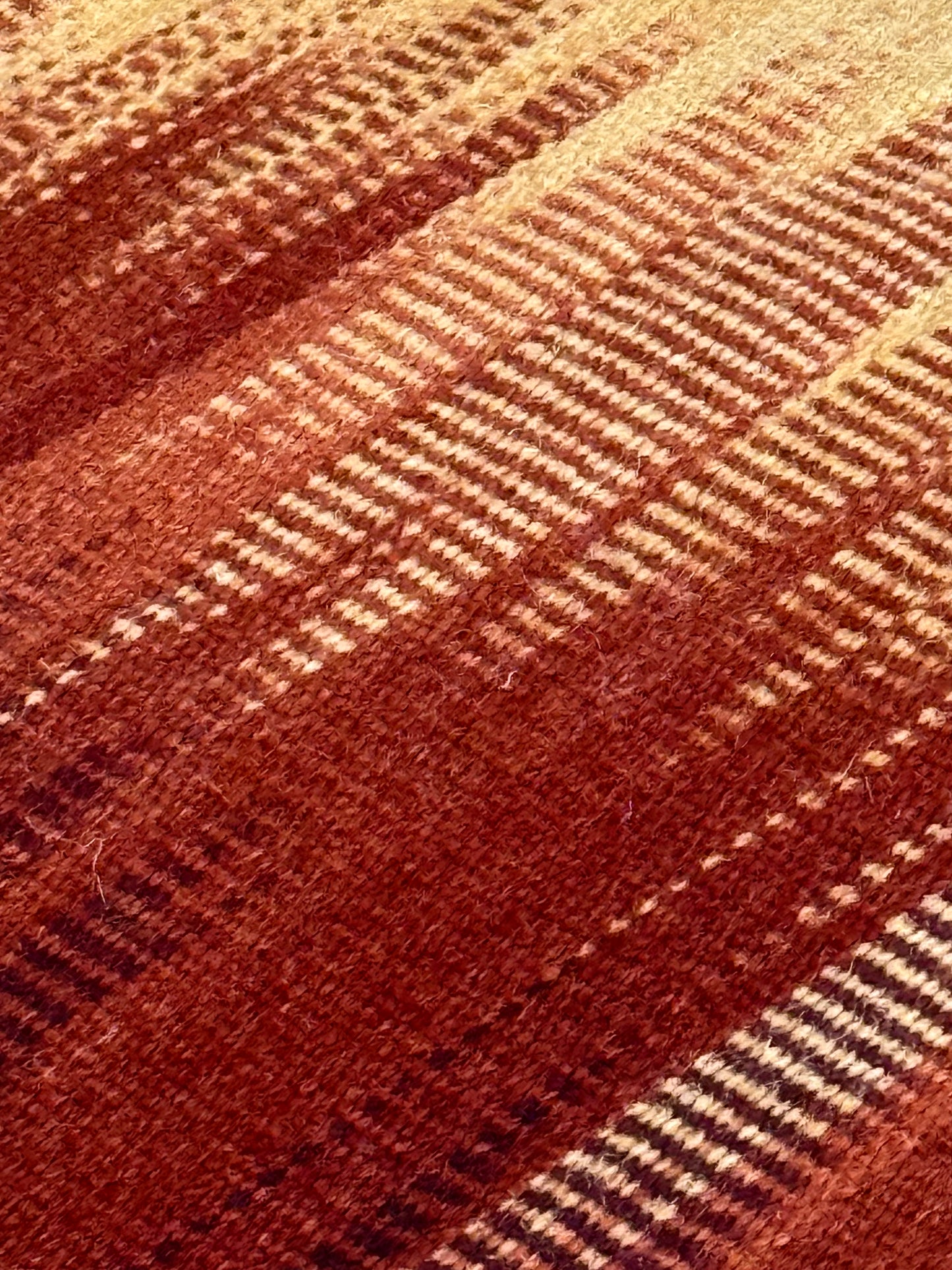 Archive Sale Dash Axis - Ombre Burnt Sun 4ft x 6ft