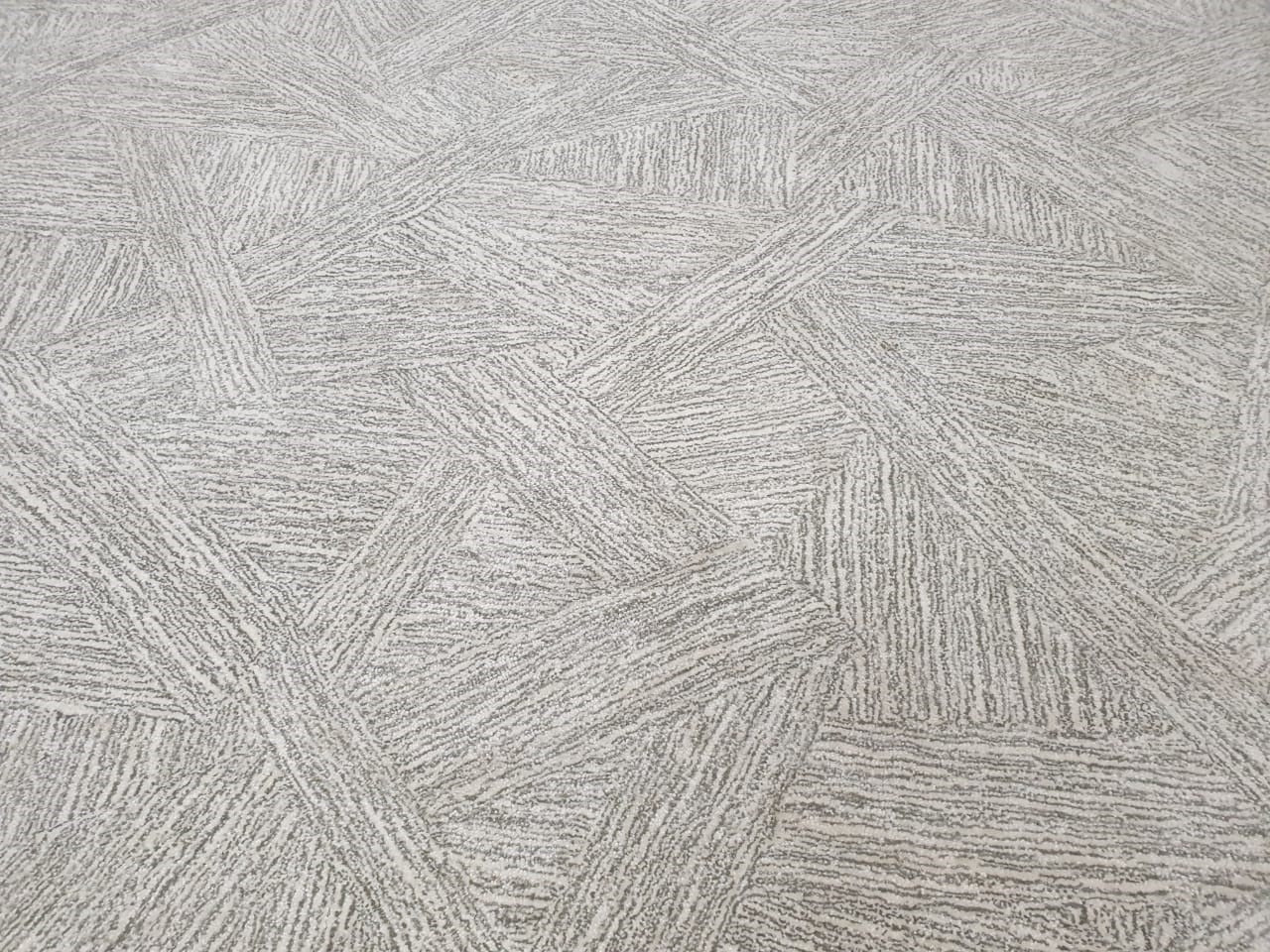 Archive Sale Jainey Block - Light Puff of Air 15ft x 10ft 9in
