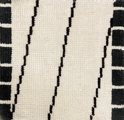 Archive Sale Grifter - Brown Lapel 4ft x 10ft