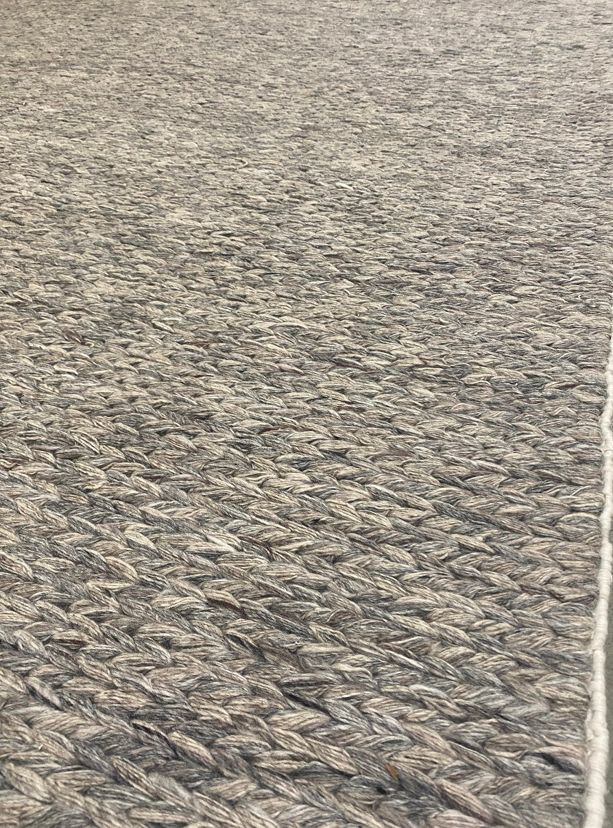 Outdoor Horsebraid - Hamill Grey