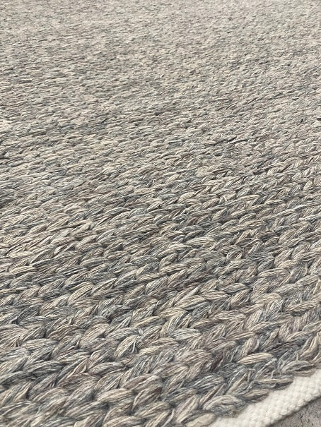 Outdoor Horsebraid - Hamill Grey