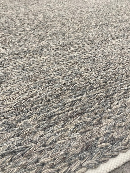 Outdoor Horsebraid - Hamill Grey