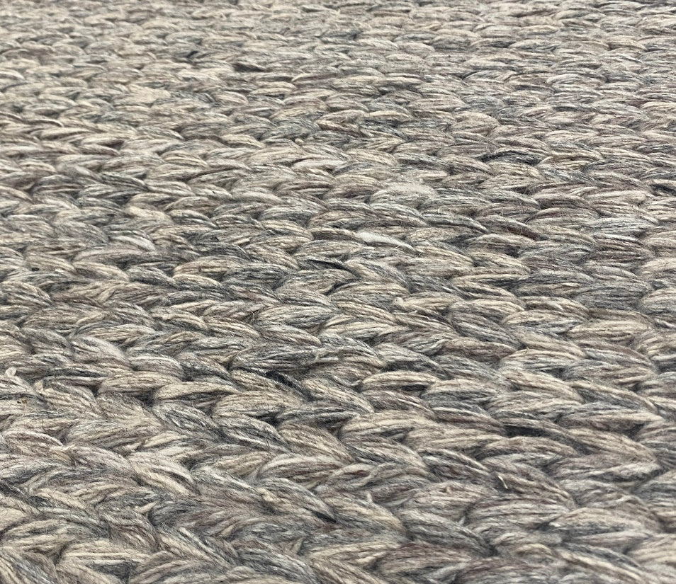 Outdoor Horsebraid - Hamill Grey