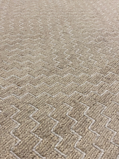 Haxel Cross - Ivory Stria