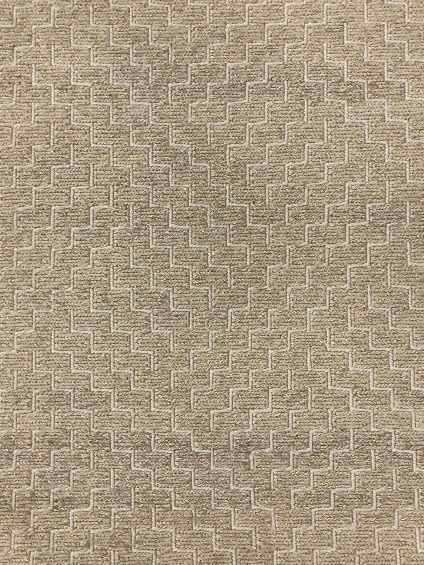 Haxel Cross - Ivory Stria