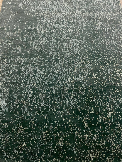 Archive Sale Holo - Cyan Silky 5'6" x 7'6"