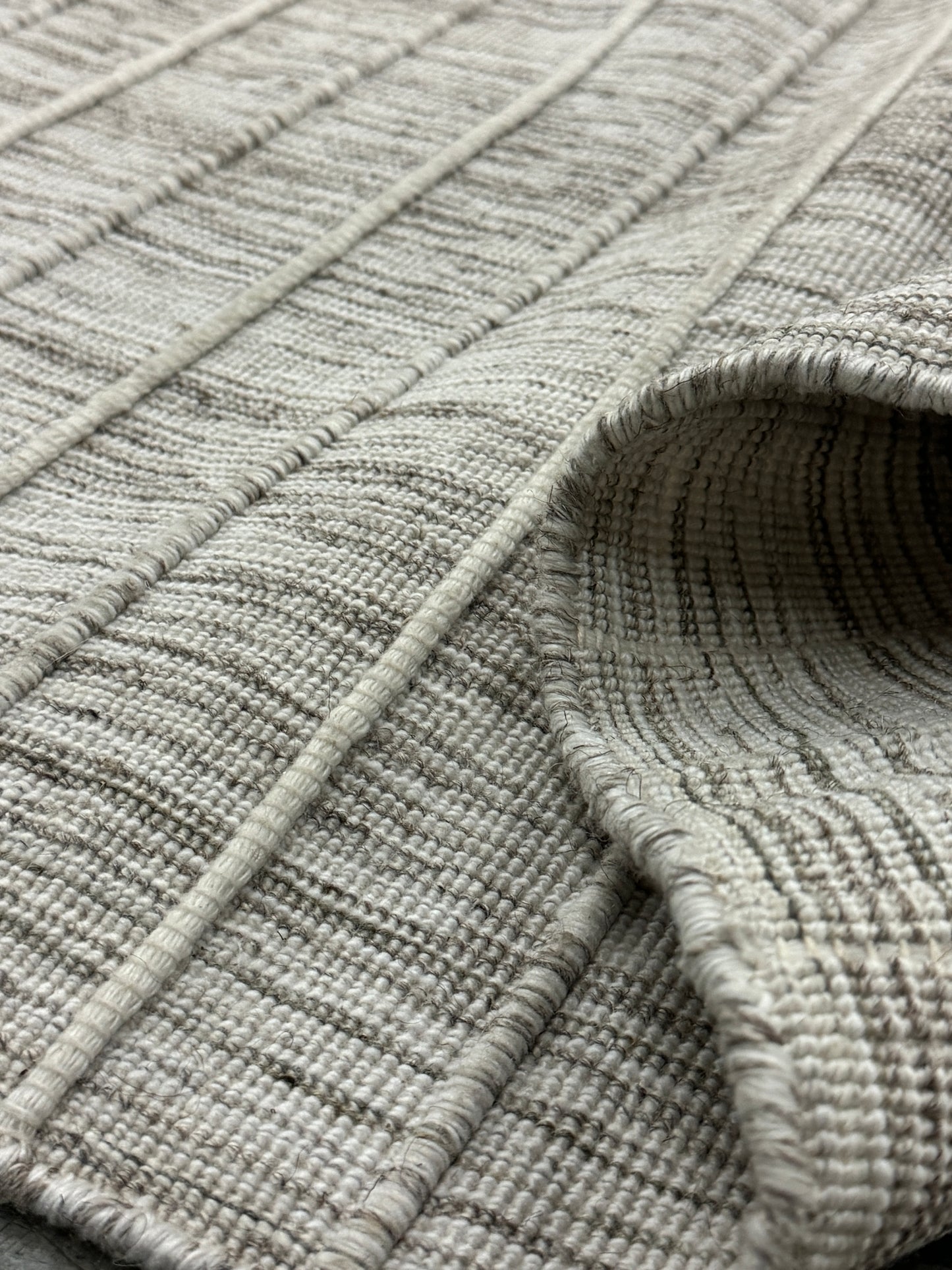 Jixxie Piping Stripe - Ivory Key
