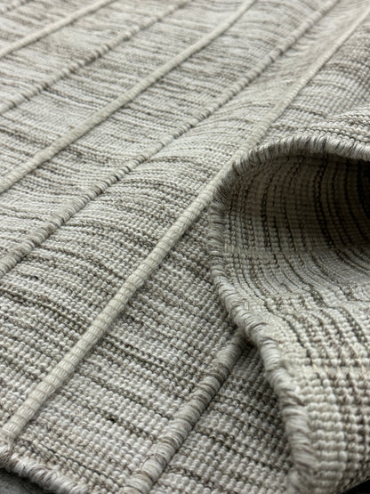 Jixxie Piping Stripe - Ivory Key