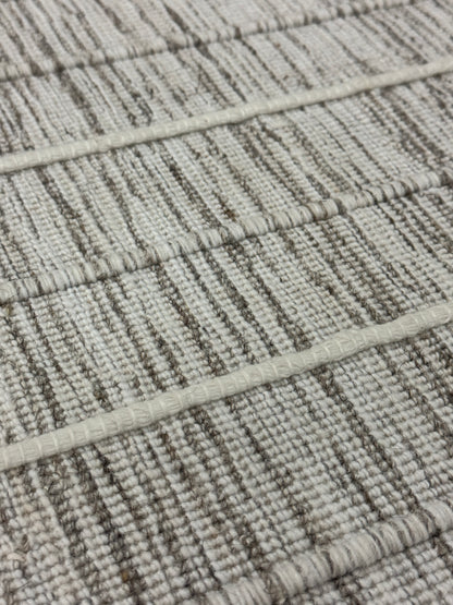 Jixxie Piping Stripe - Ivory Key