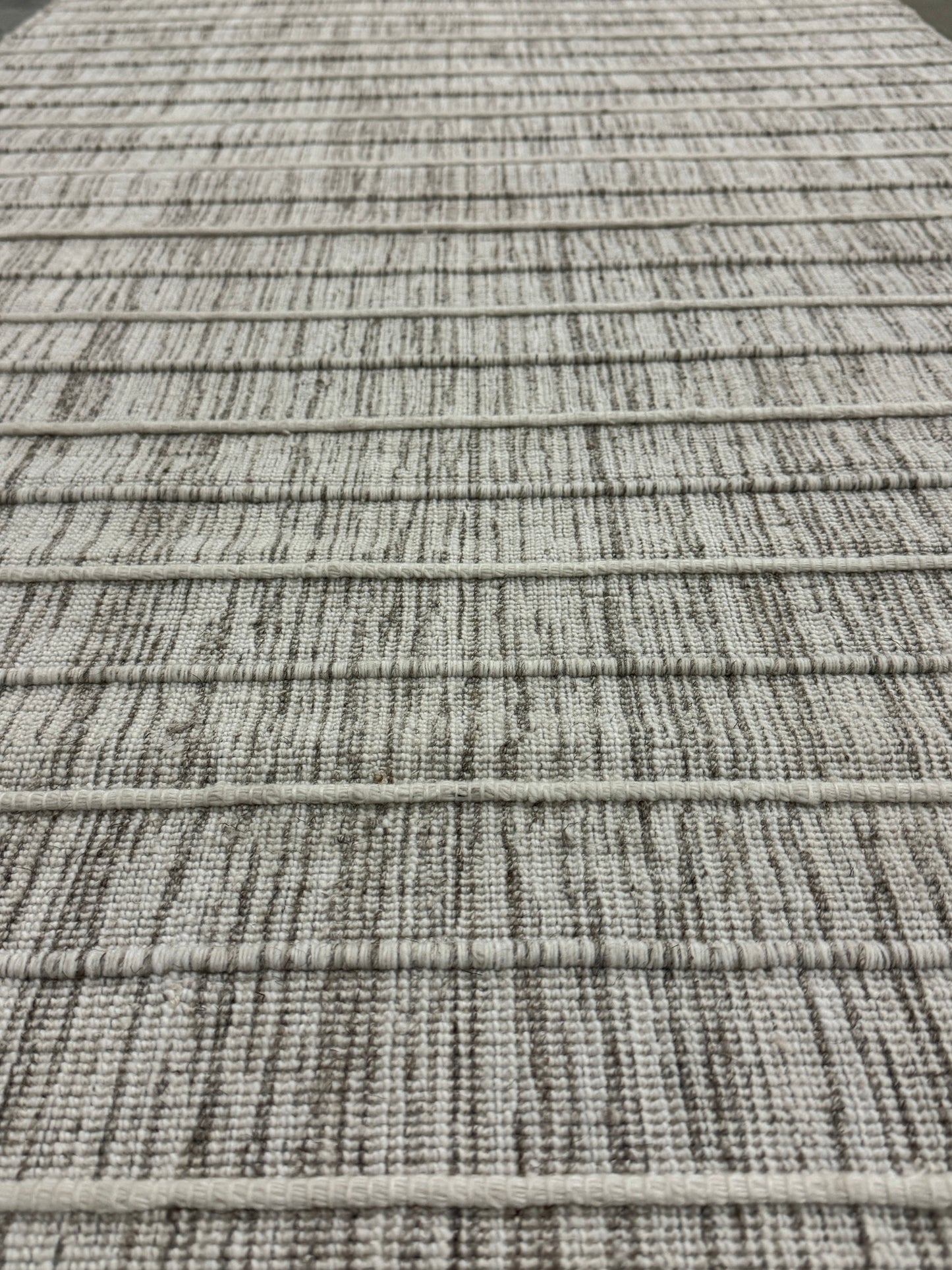 Jixxie Piping Stripe - Ivory Key