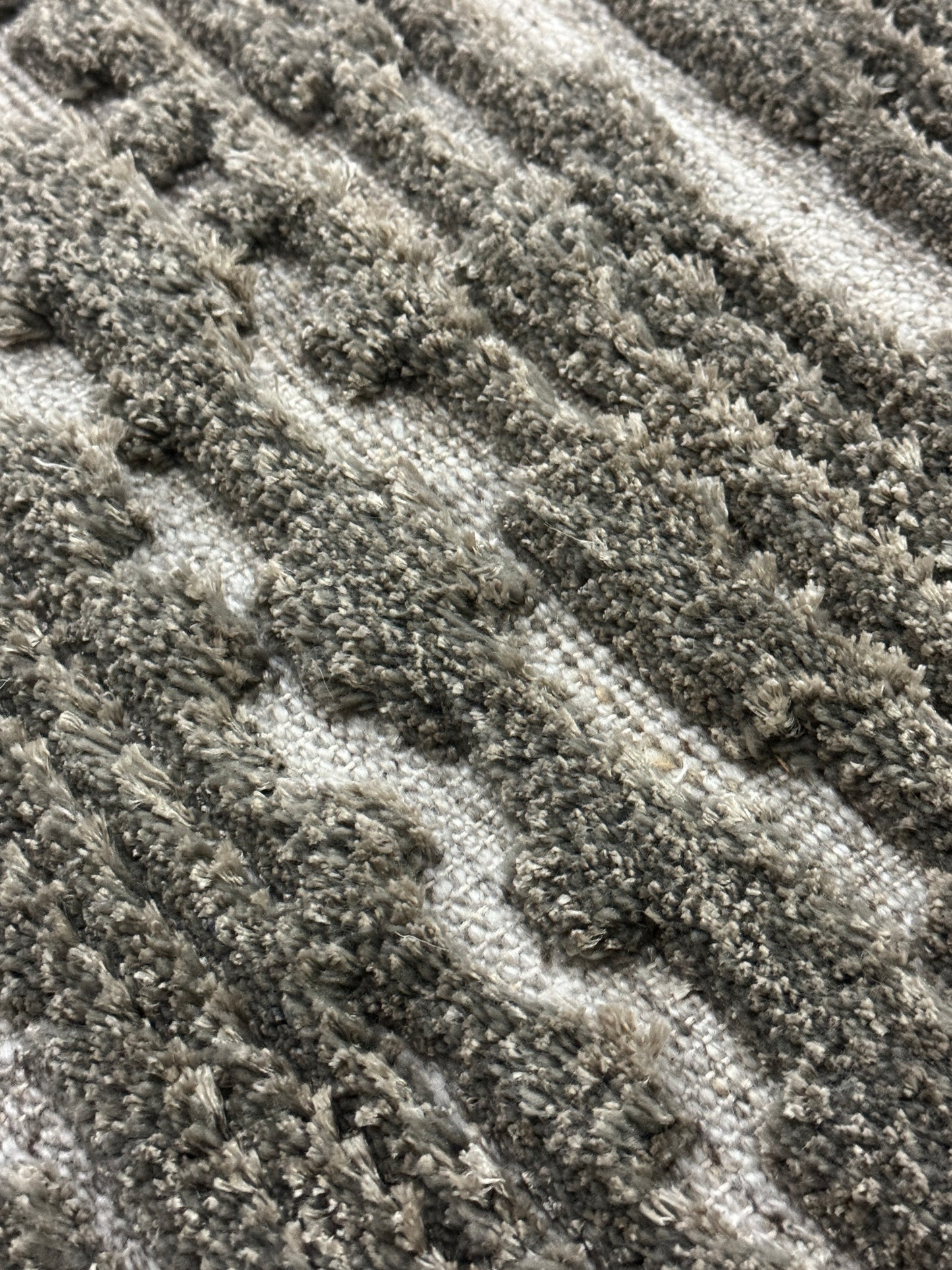 Jaha 12 - Satin Rubble Stria