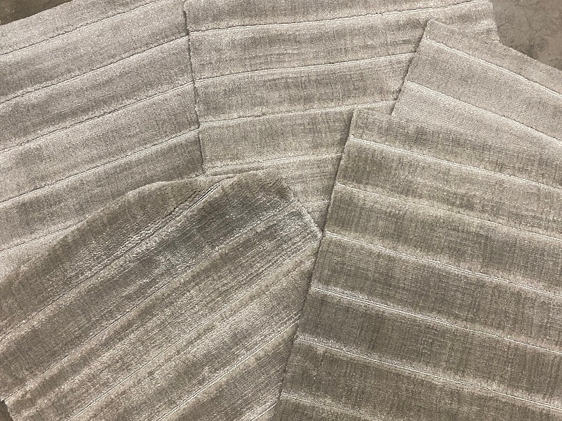 Archive Sale Jewel Splendid Stripe - Silver Diamond 3'10"x 5'7"